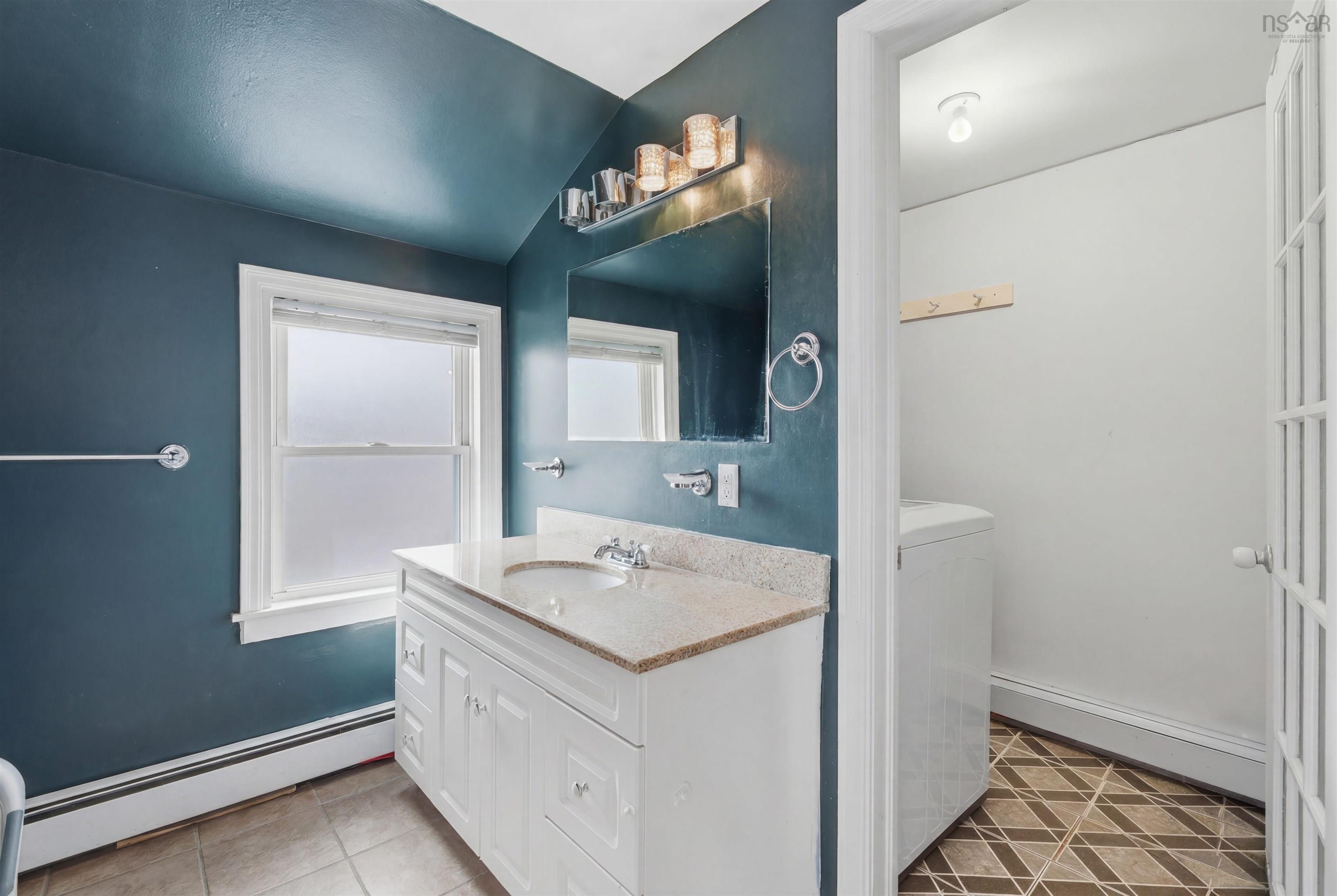 $874,500.00: 3585 Acadia Street, North End