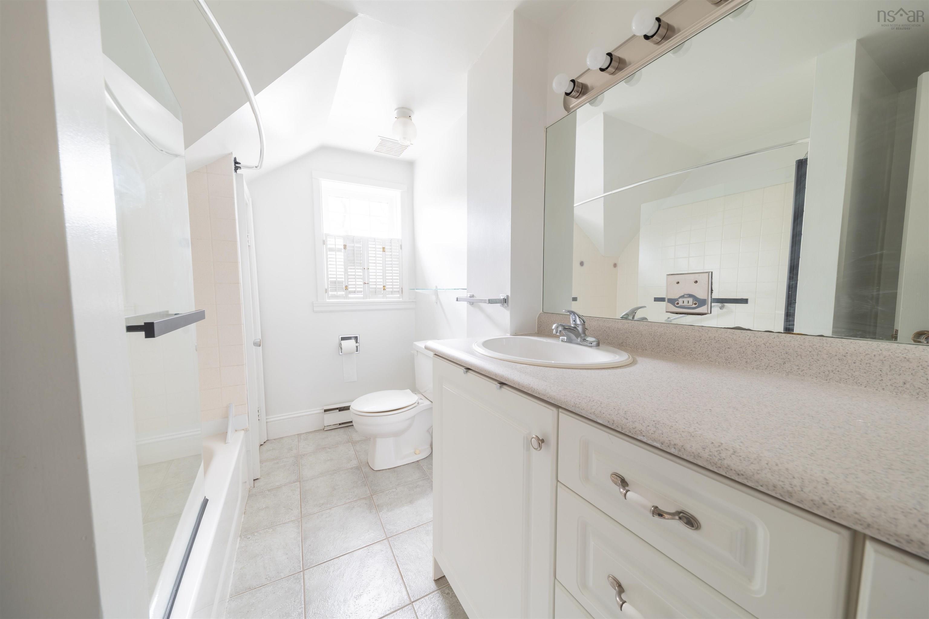 $999,000.00: 5619 Morris Street, Halifax