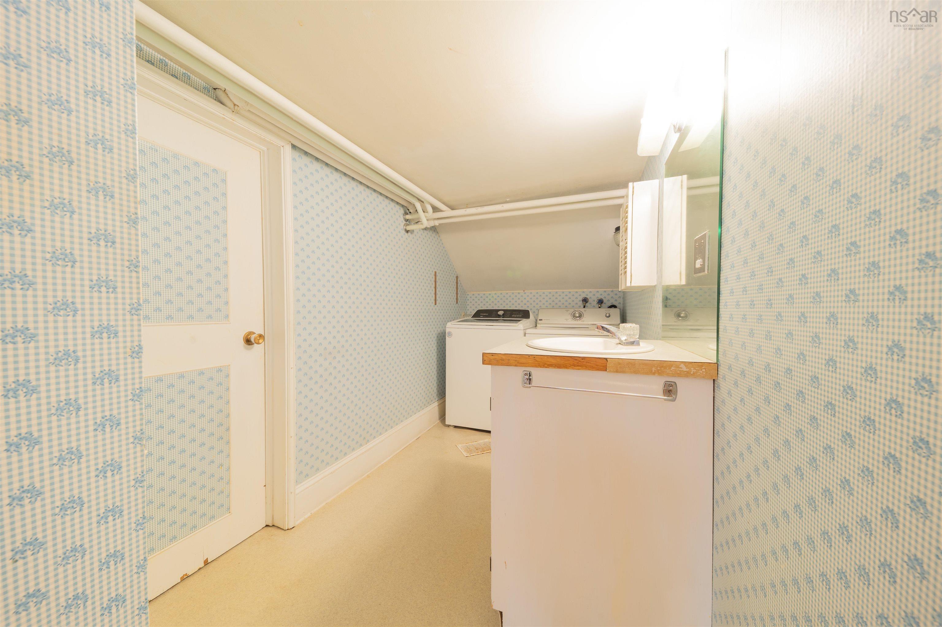 $999,000.00: 5619 Morris Street, Halifax