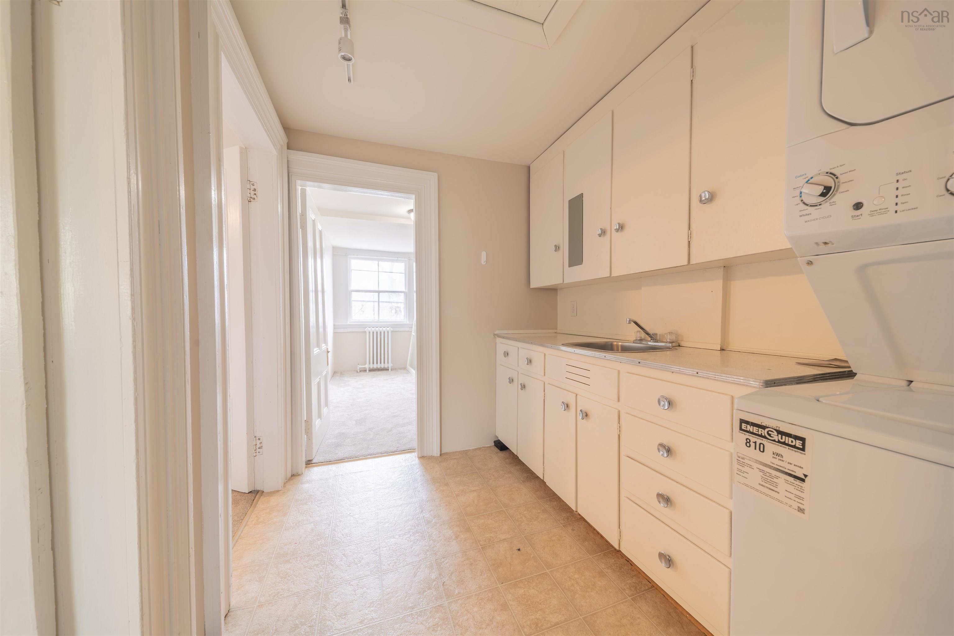 $1,199,000.00: 5633 Morris Street, Halifax