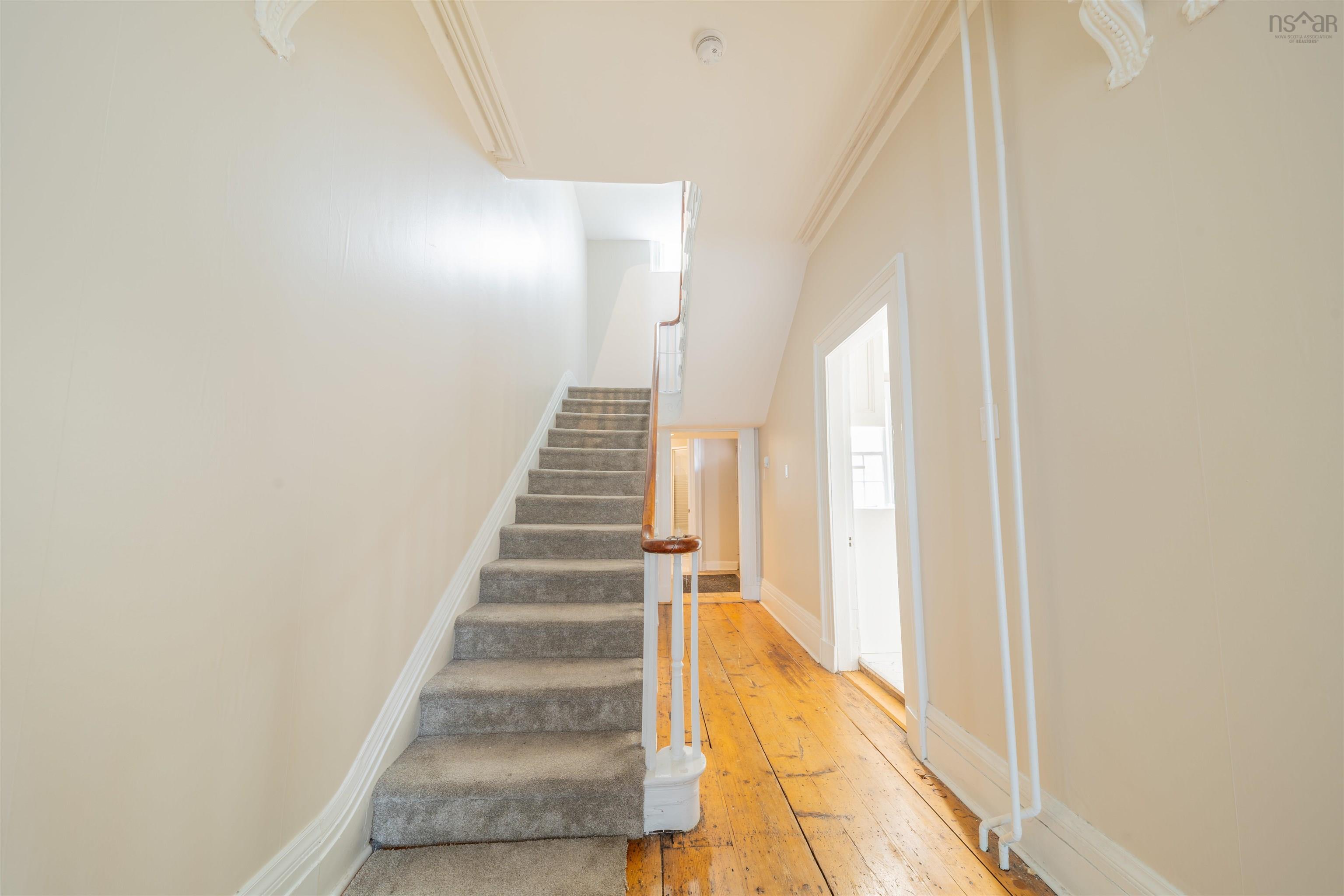 $1,199,000.00: 5633 Morris Street, Halifax