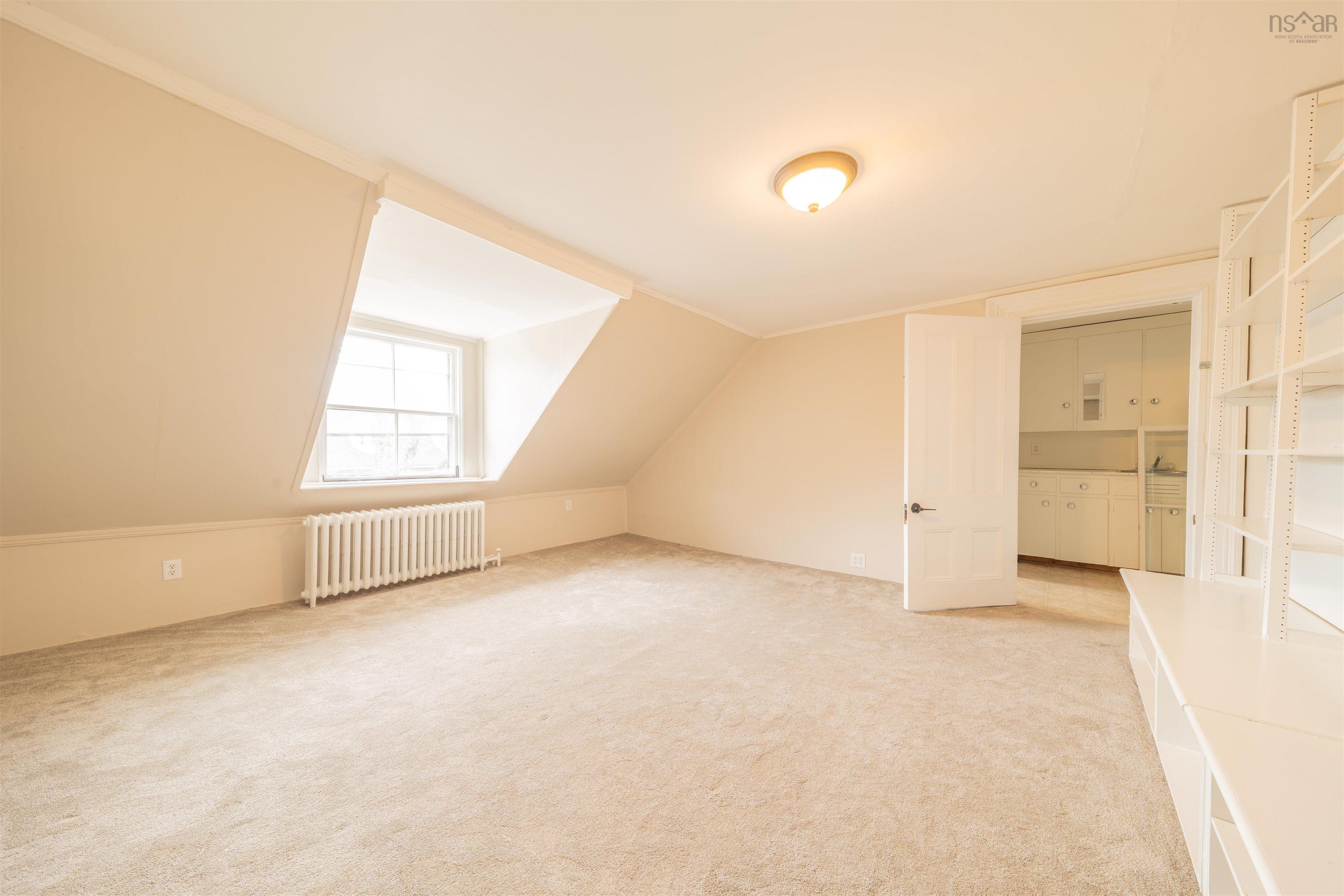 $1,199,000.00: 5633 Morris Street, Halifax