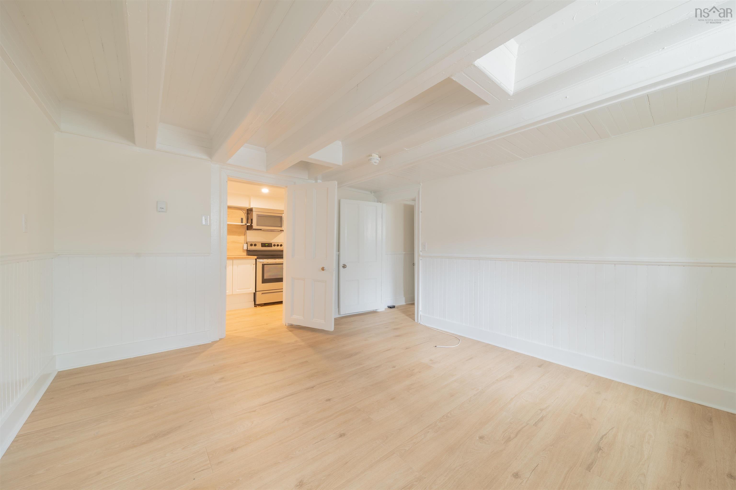 $1,199,000.00: 5633 Morris Street, Halifax