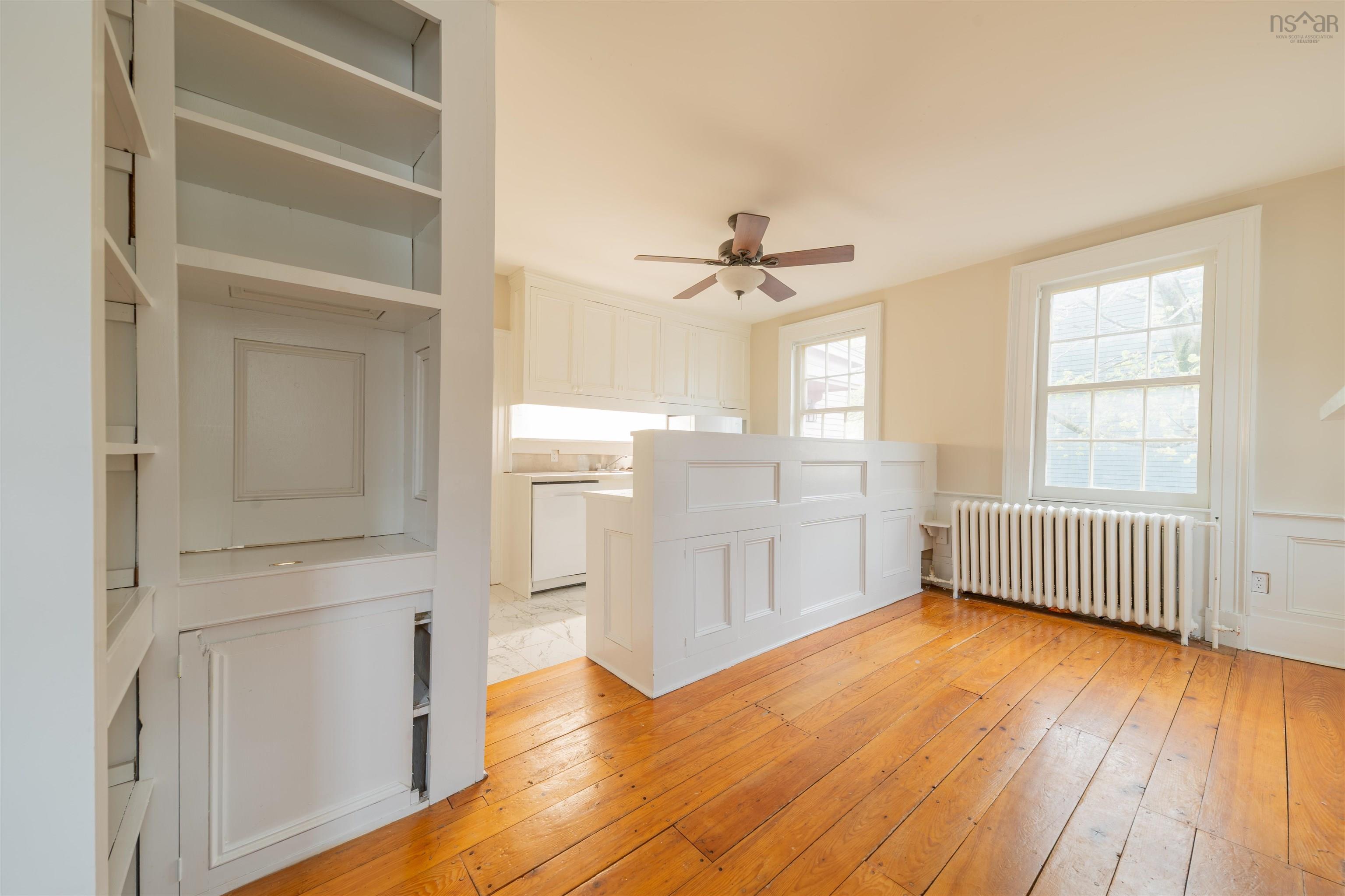 $1,199,000.00: 5633 Morris Street, Halifax