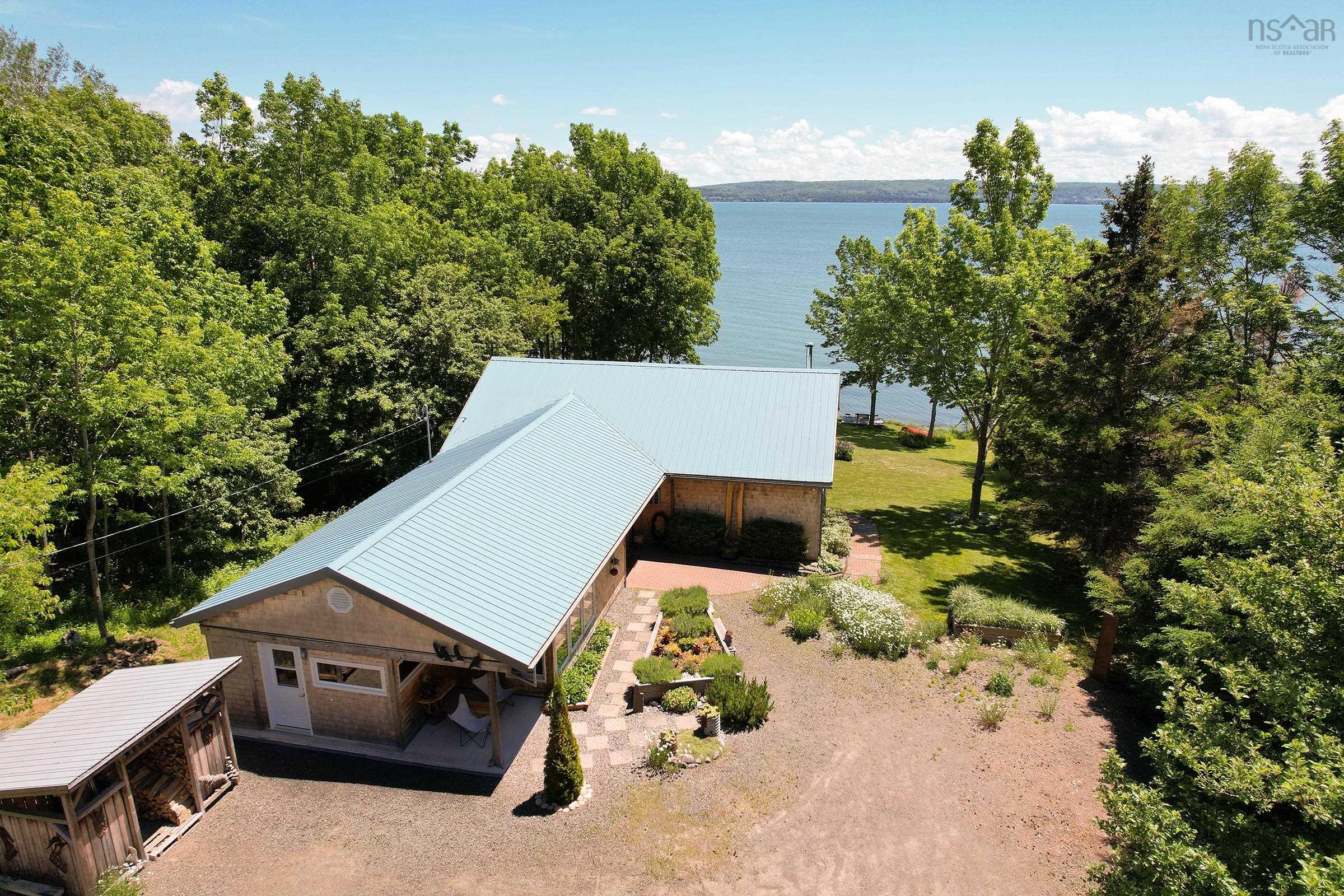 $699,000.00: 2888 Granville Road, Karsdale