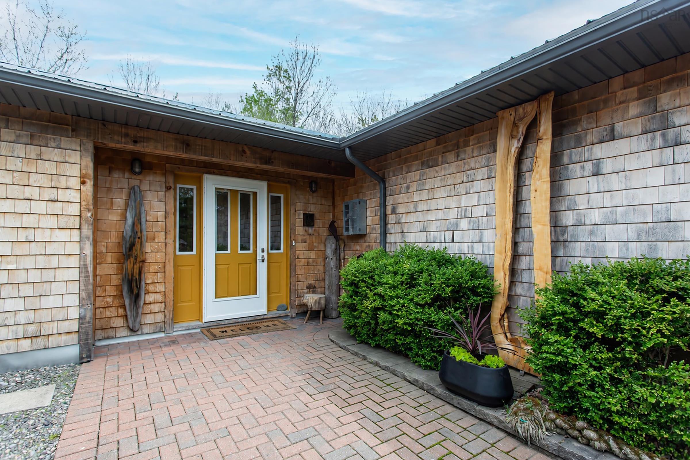 $699,000.00: 2888 Granville Road, Karsdale