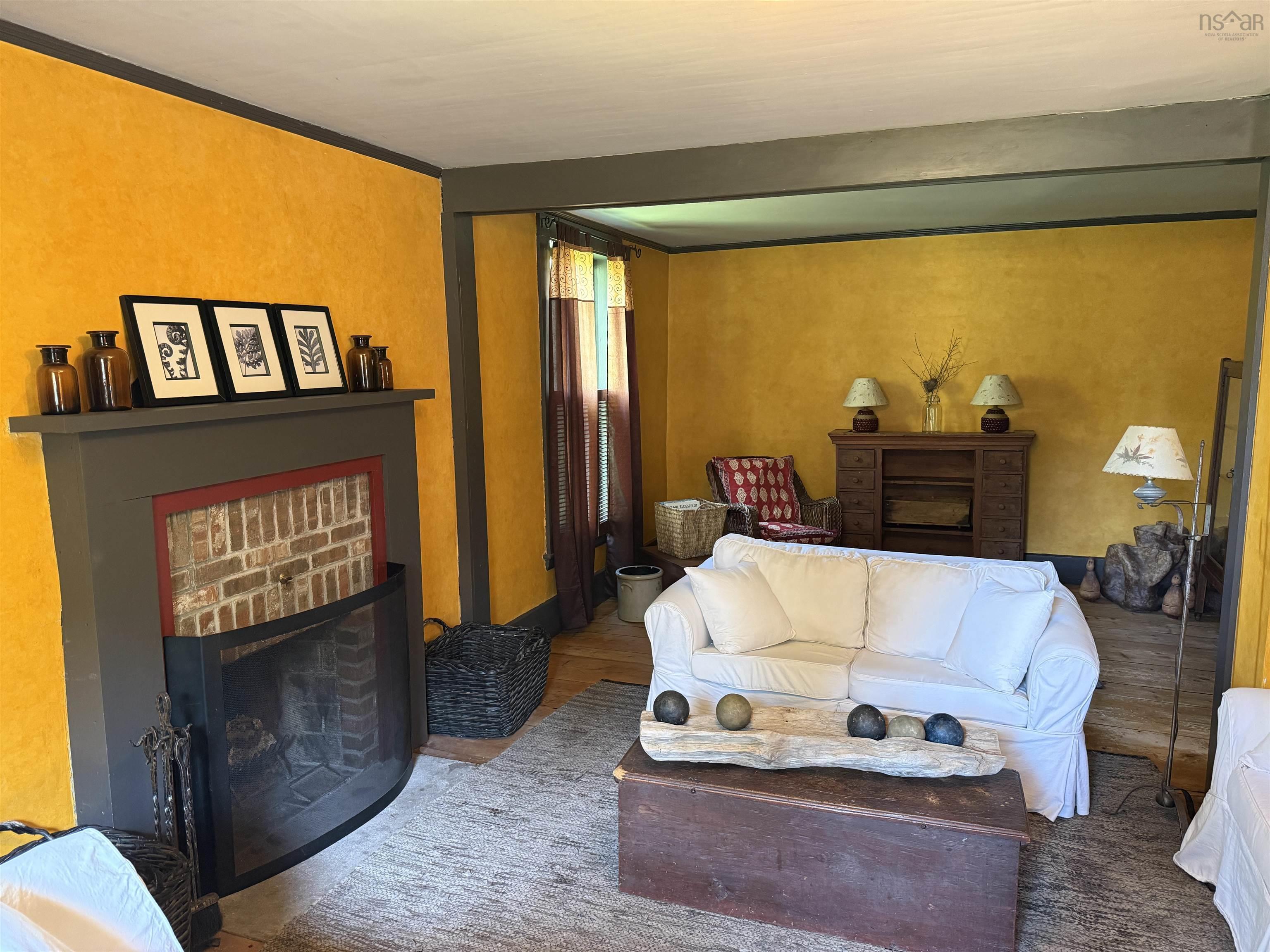 $575,000.00: 2328 Old Mill Road, South Farmington