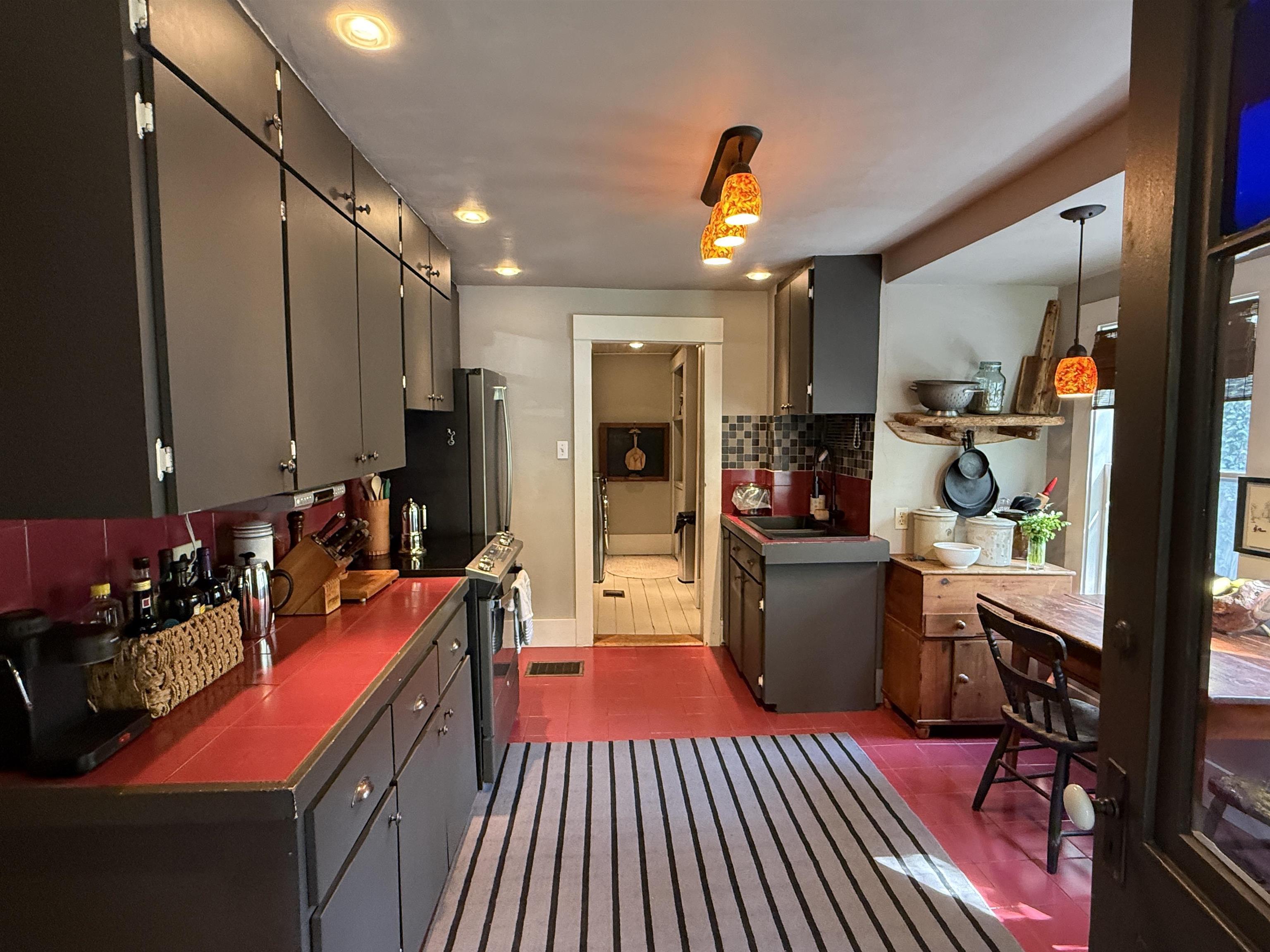 $575,000.00: 2328 Old Mill Road, South Farmington