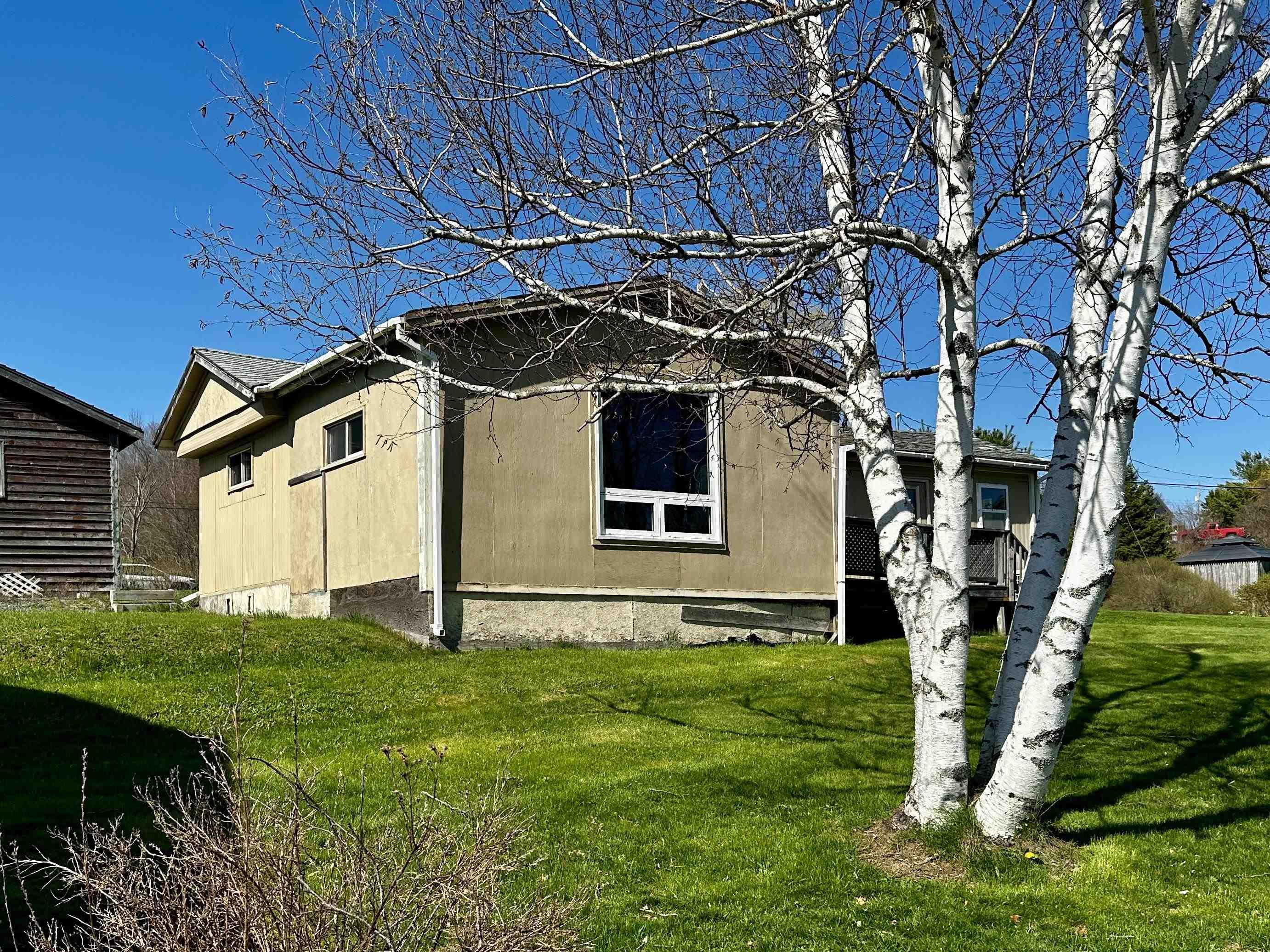 $219,000.00: 22 Old Halifax Road W, Three Mile Plains
