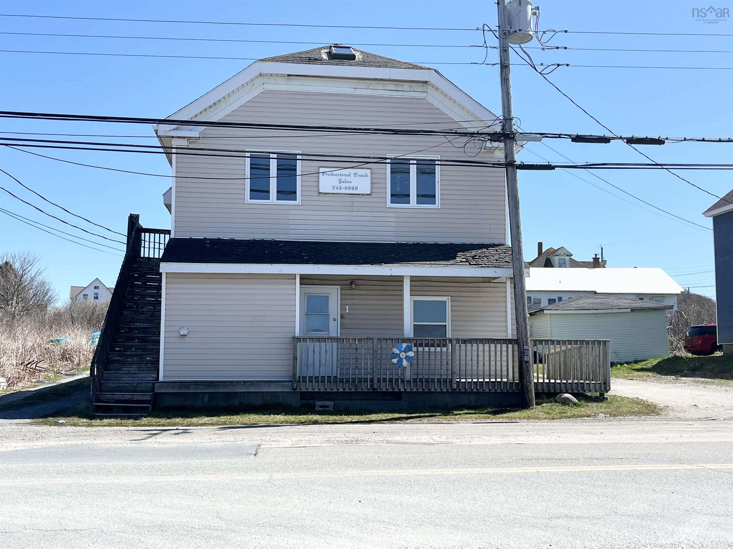 $290,000.00: 2739 Main Street, Clark's Harbour