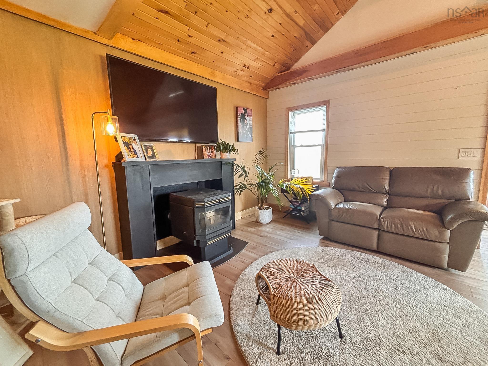 $285,000.00: 216 Long Cove Road, Port Medway