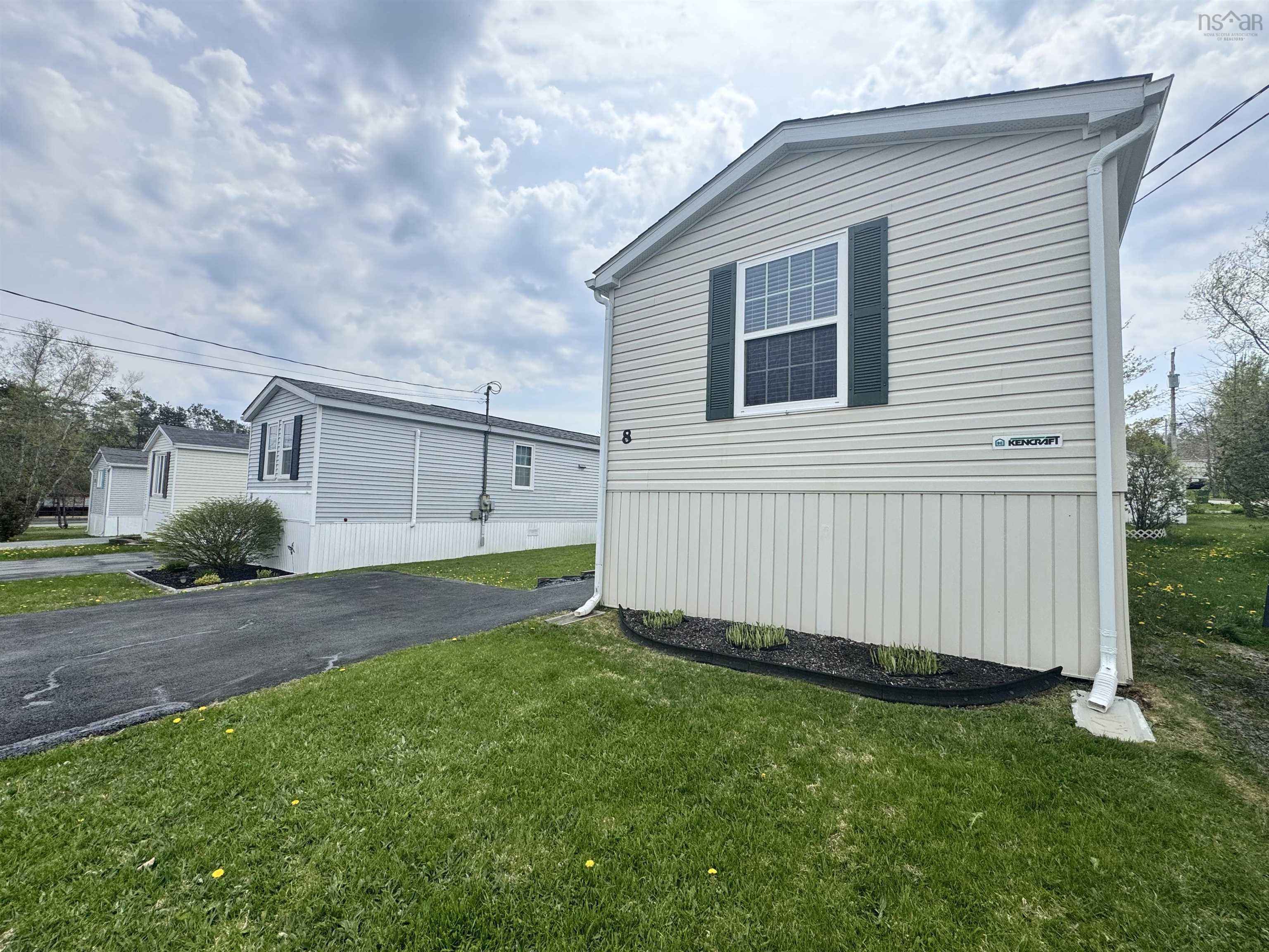 8 Yeadon Drive, Middle Sackville, NS (MLS 202611432)