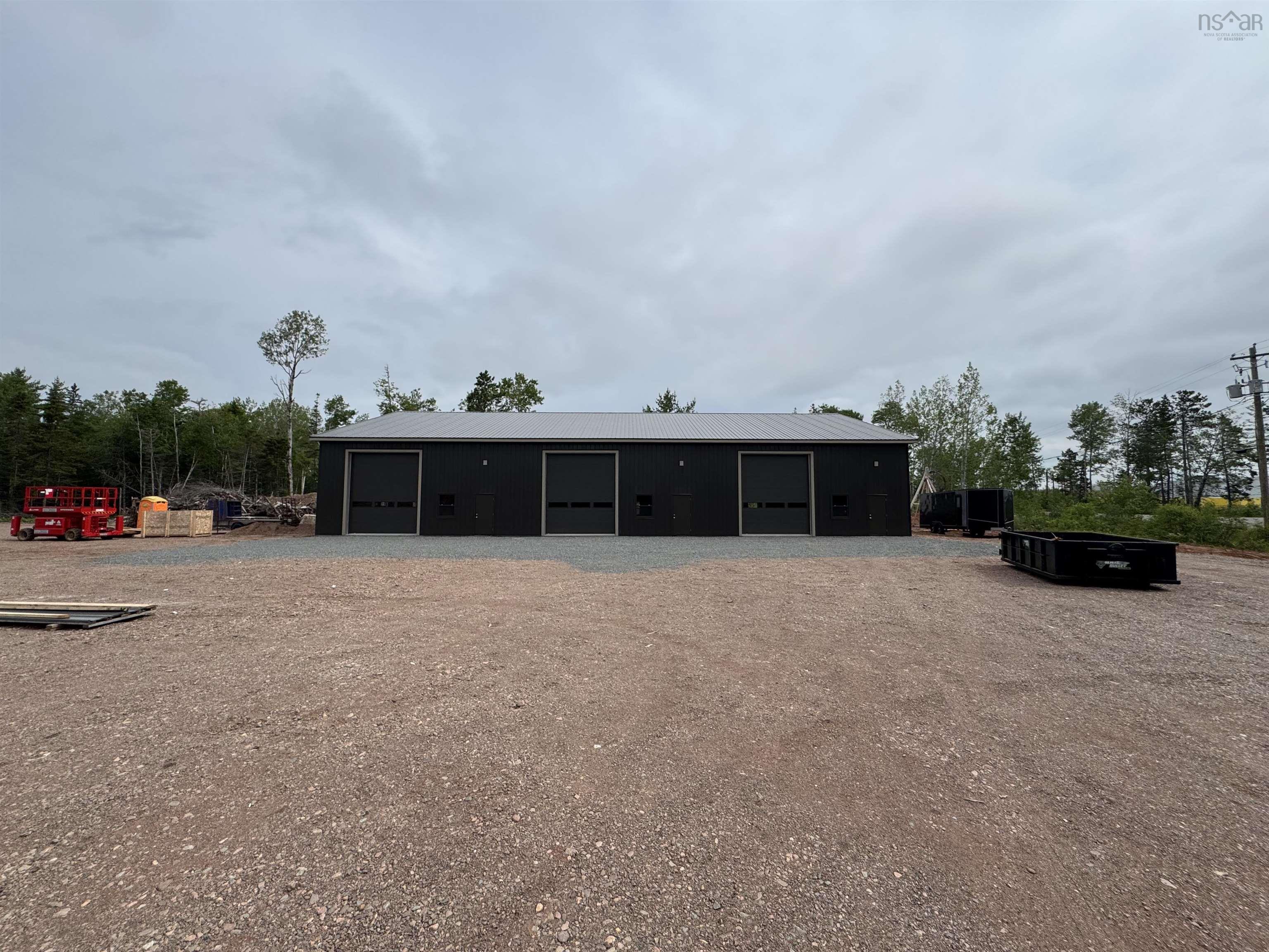 $1,350,000.00: 216 Lancaster, Debert