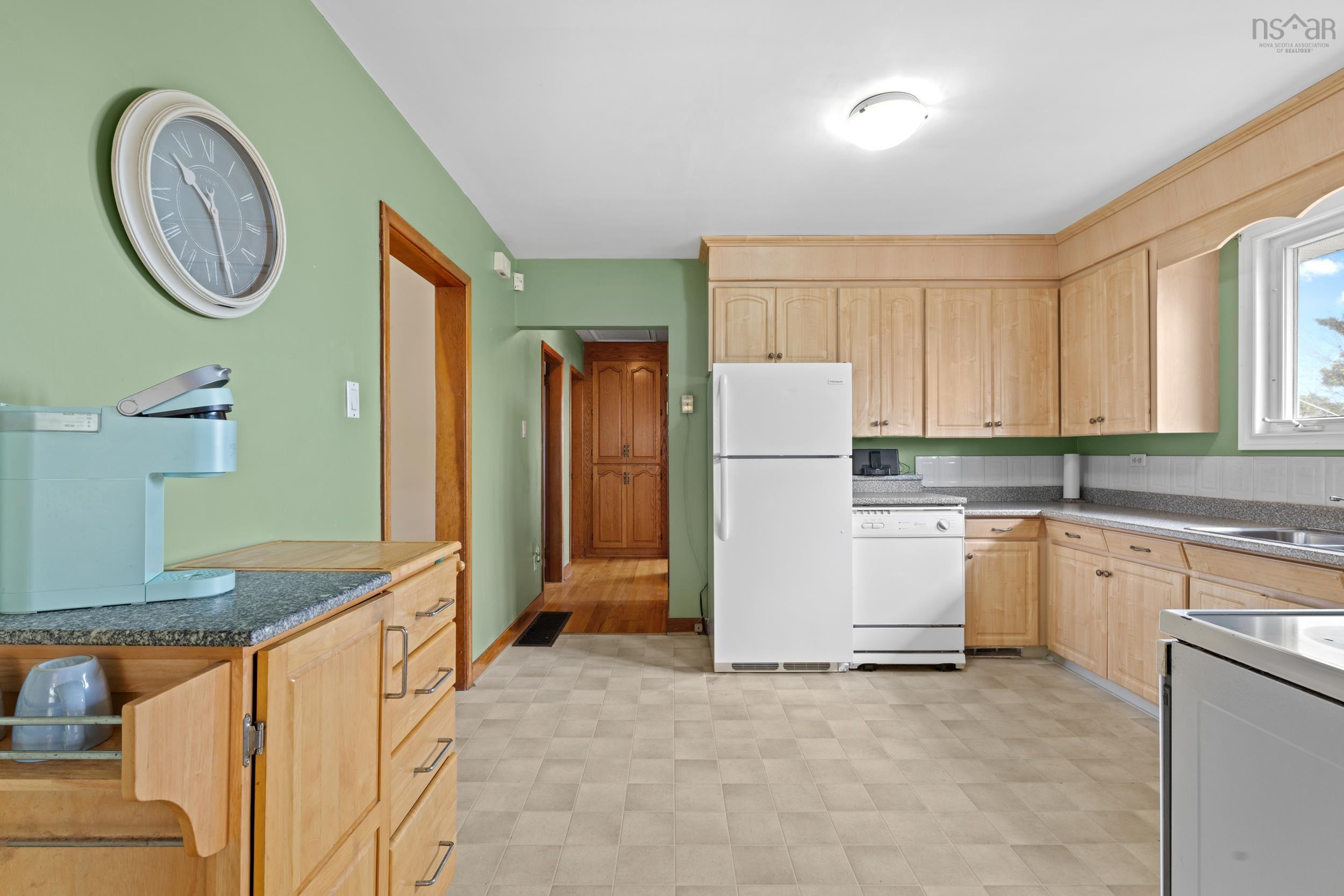 17 Ellen Drive, Dartmouth, NS (MLS 202611450)