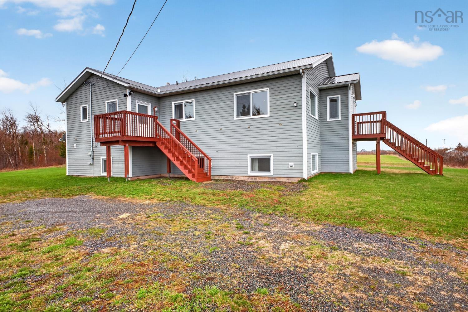 $585,000.00: 9118 HIGHWAY 366, Linden
