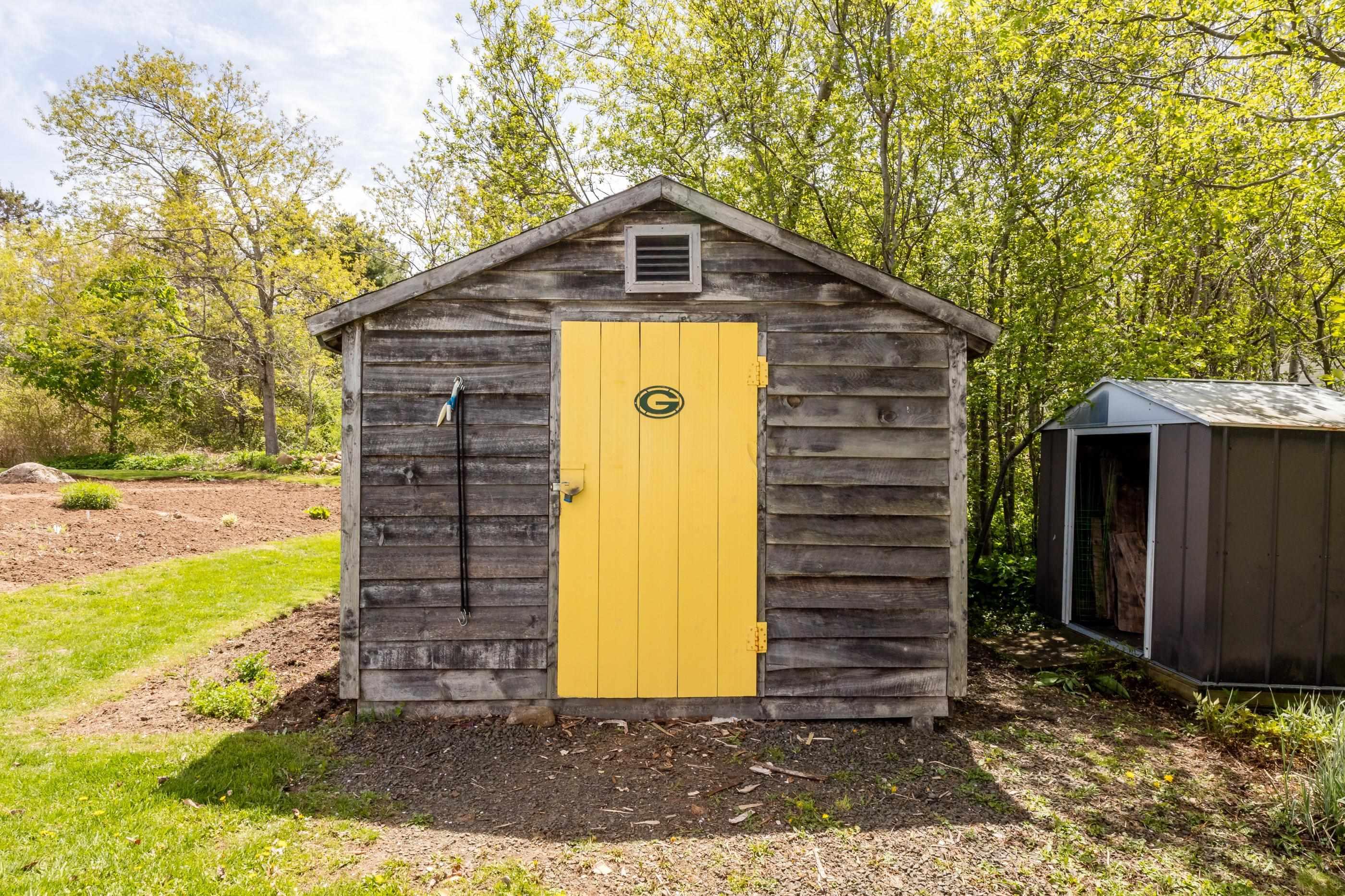 $389,500.00: 1232 Highway 201, Round Hill