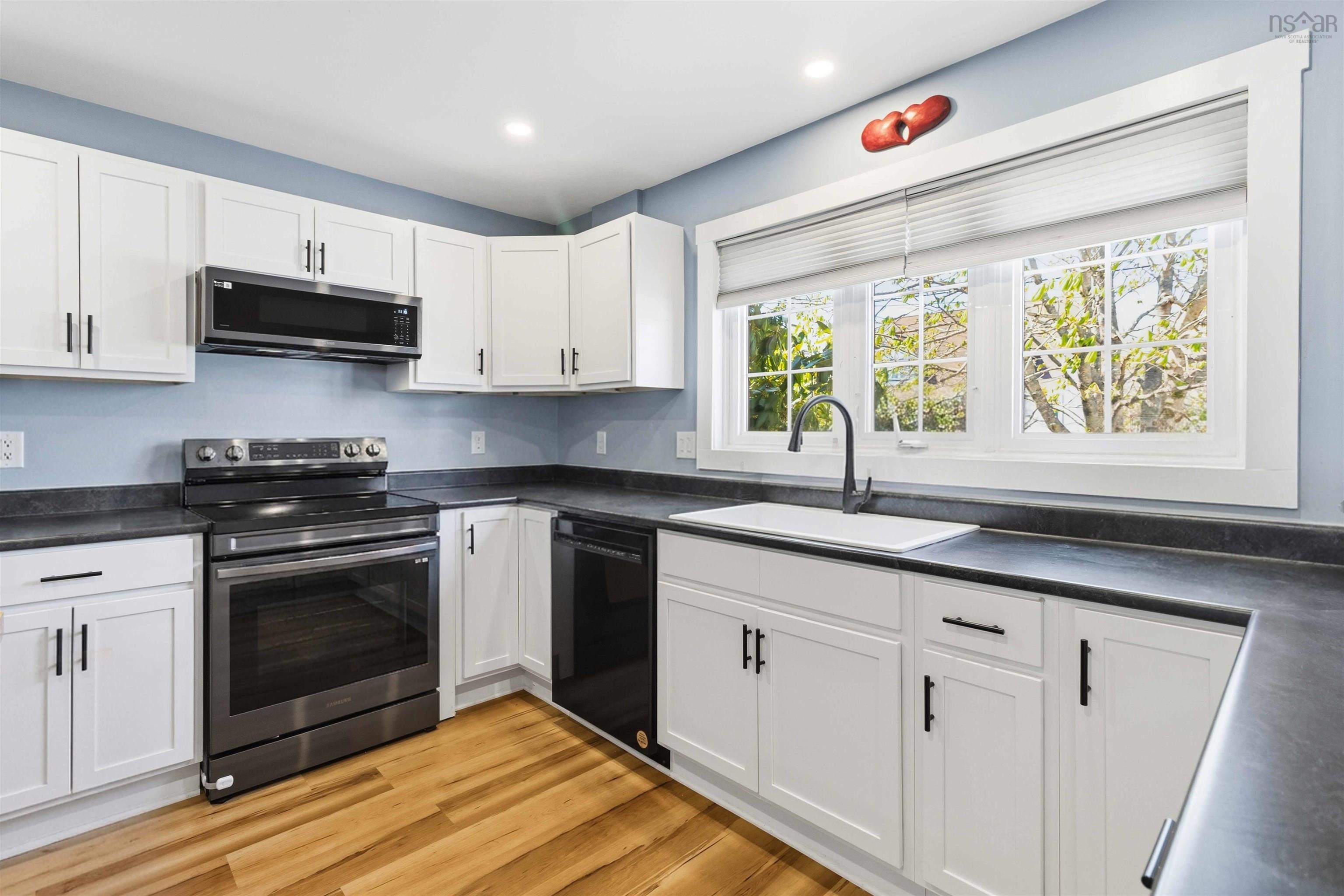218 Greenwood Avenue, Timberlea, NS (MLS 202611482)