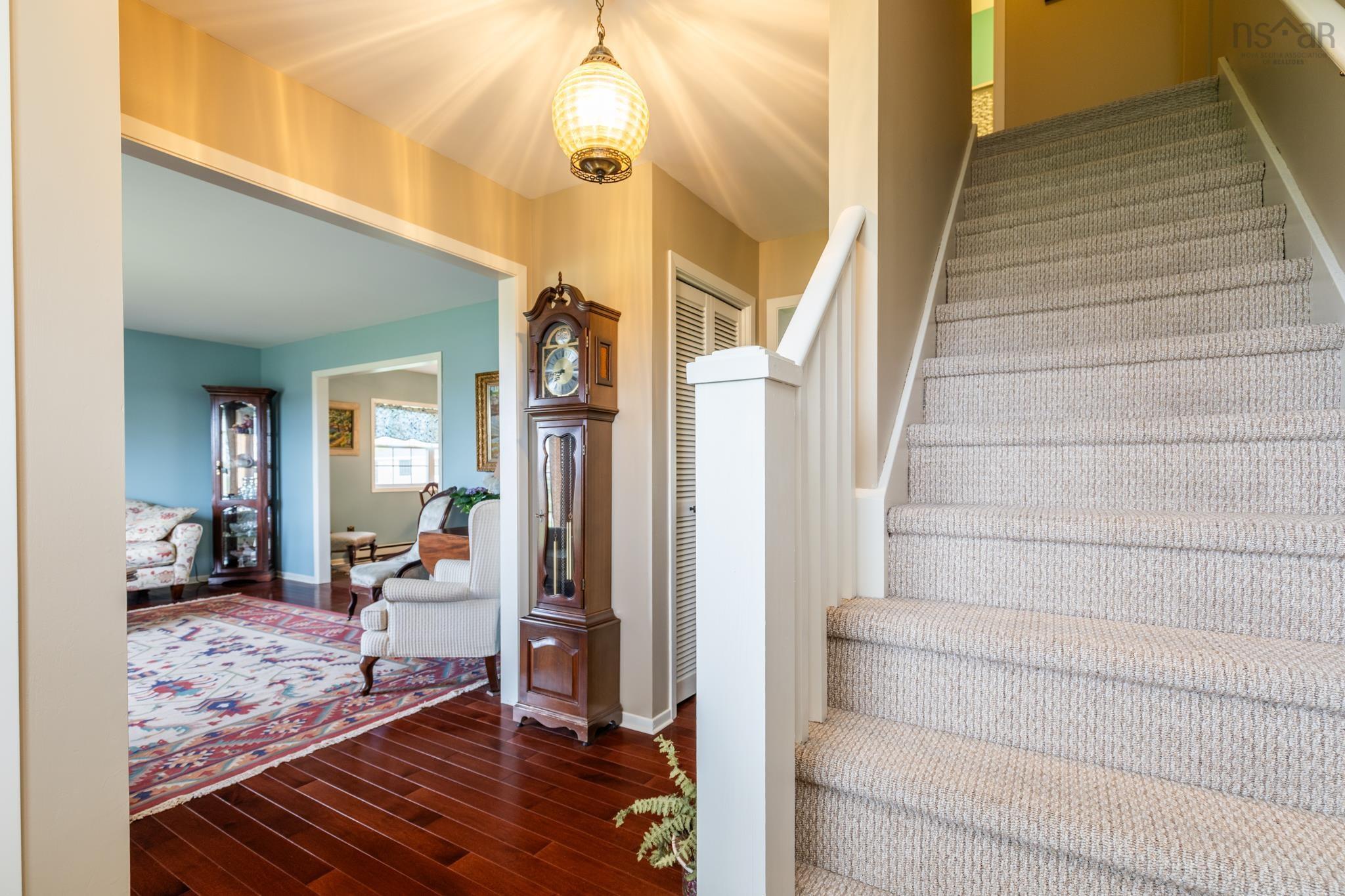 $649,000.00: 19 Goodwin Drive, Dayton