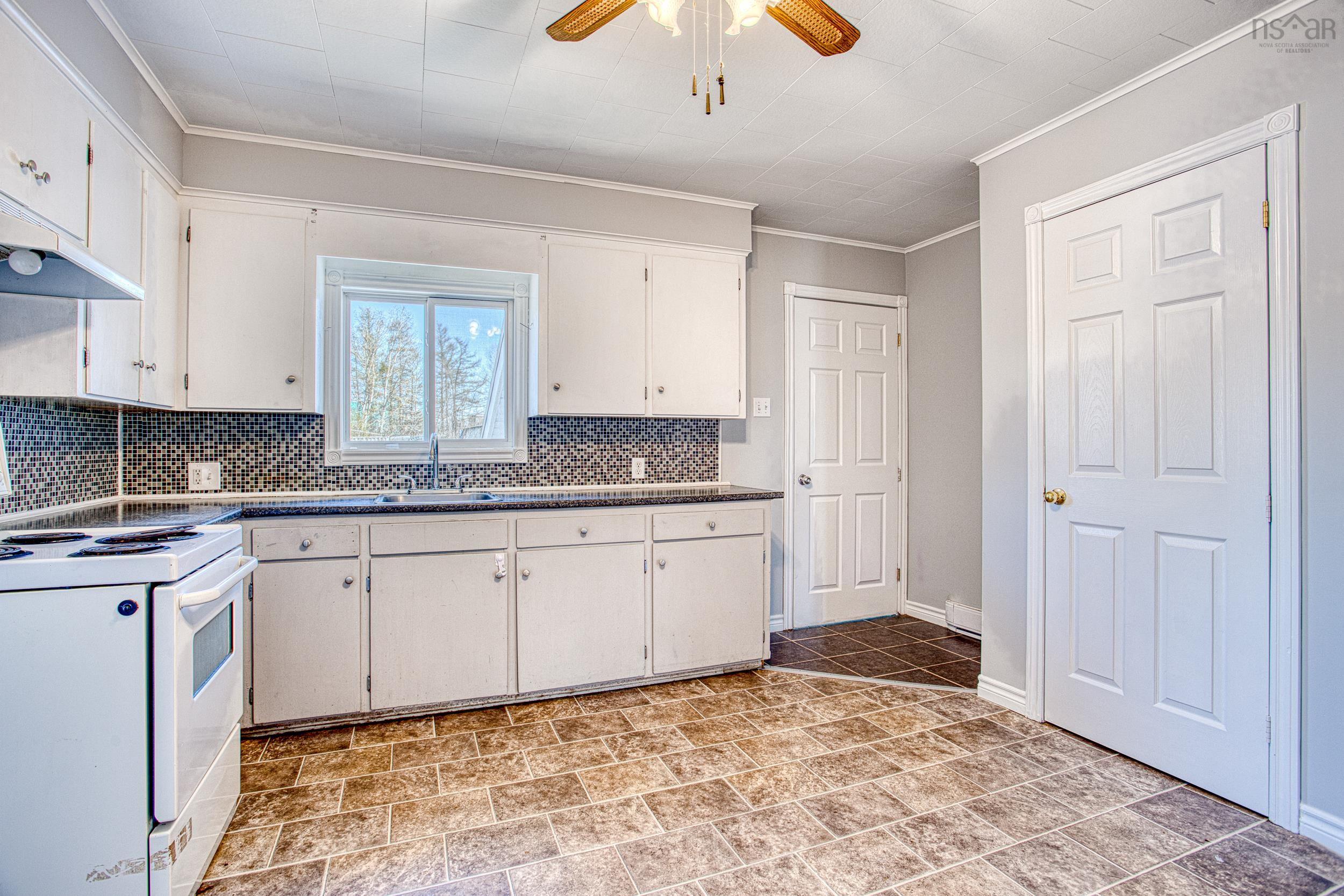 $399,900.00: 96 Hillcrest Avenue, Bible Hill