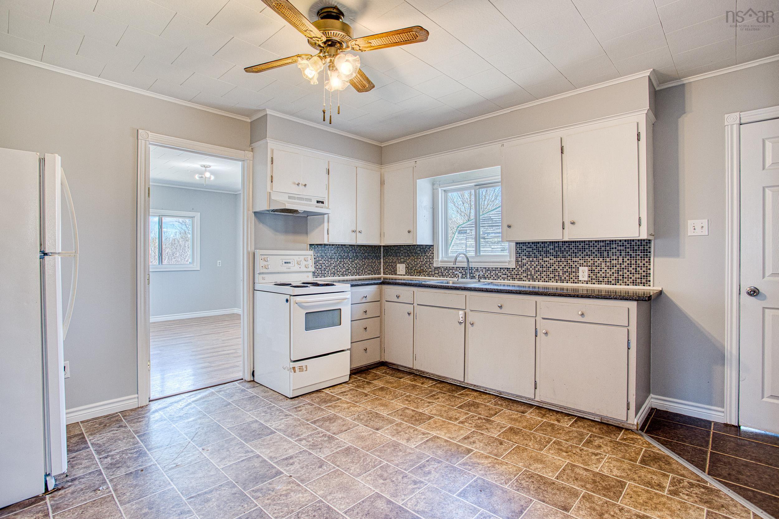 $399,900.00: 96 Hillcrest Avenue, Bible Hill