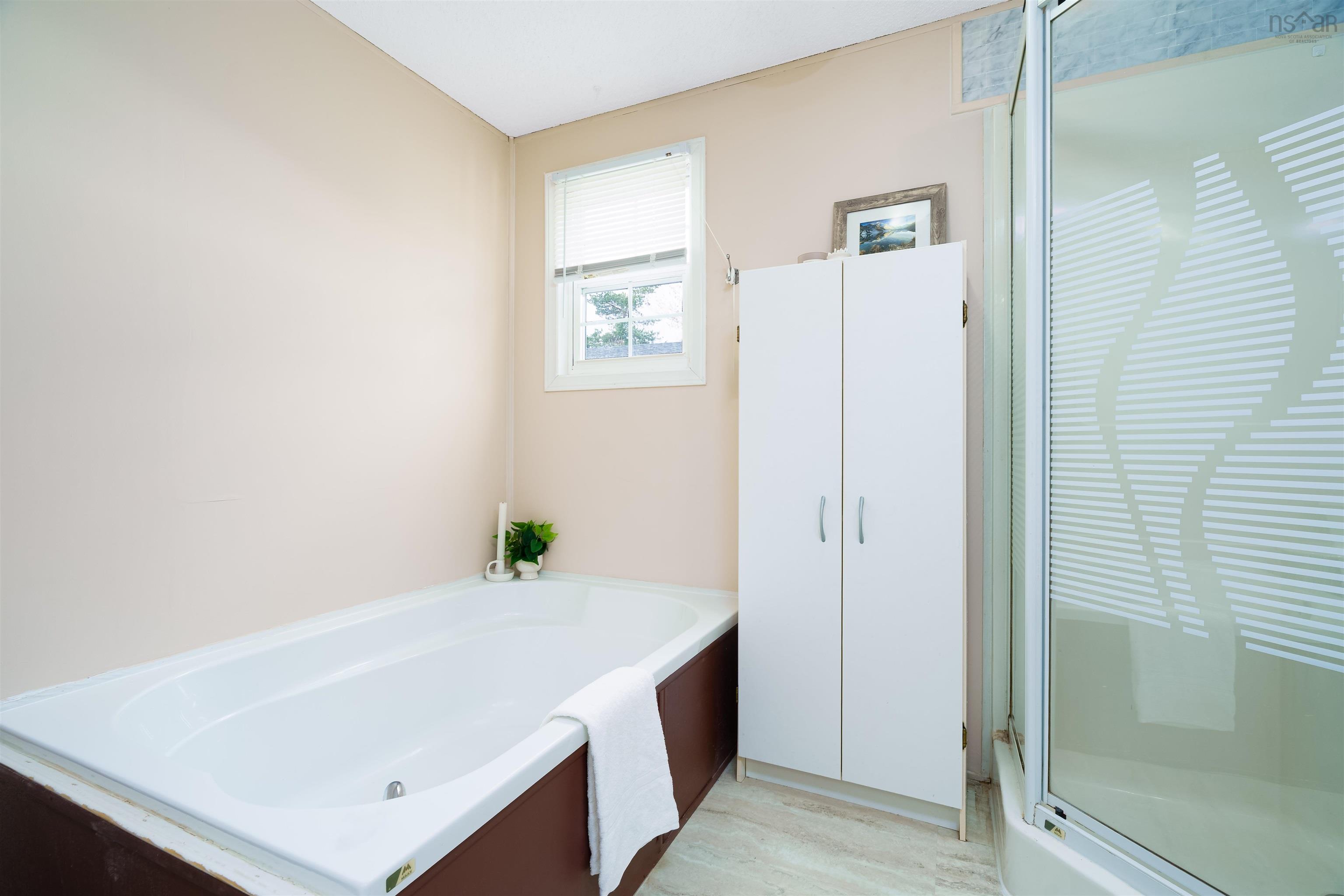 4 Tenth Street, Lucasville, NS (MLS 202611500)