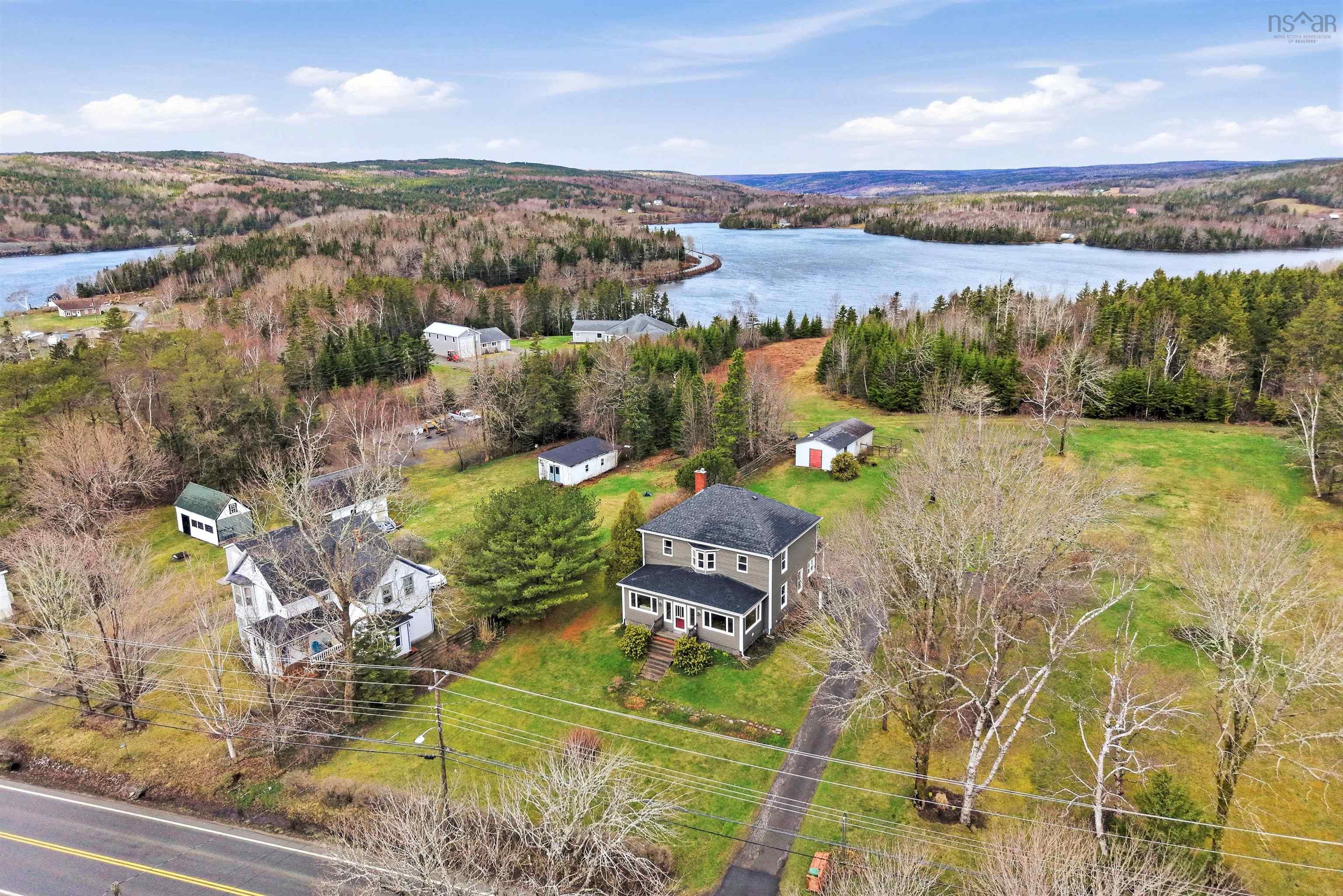 $695,000.00: 11659 Highway 16, Boylston