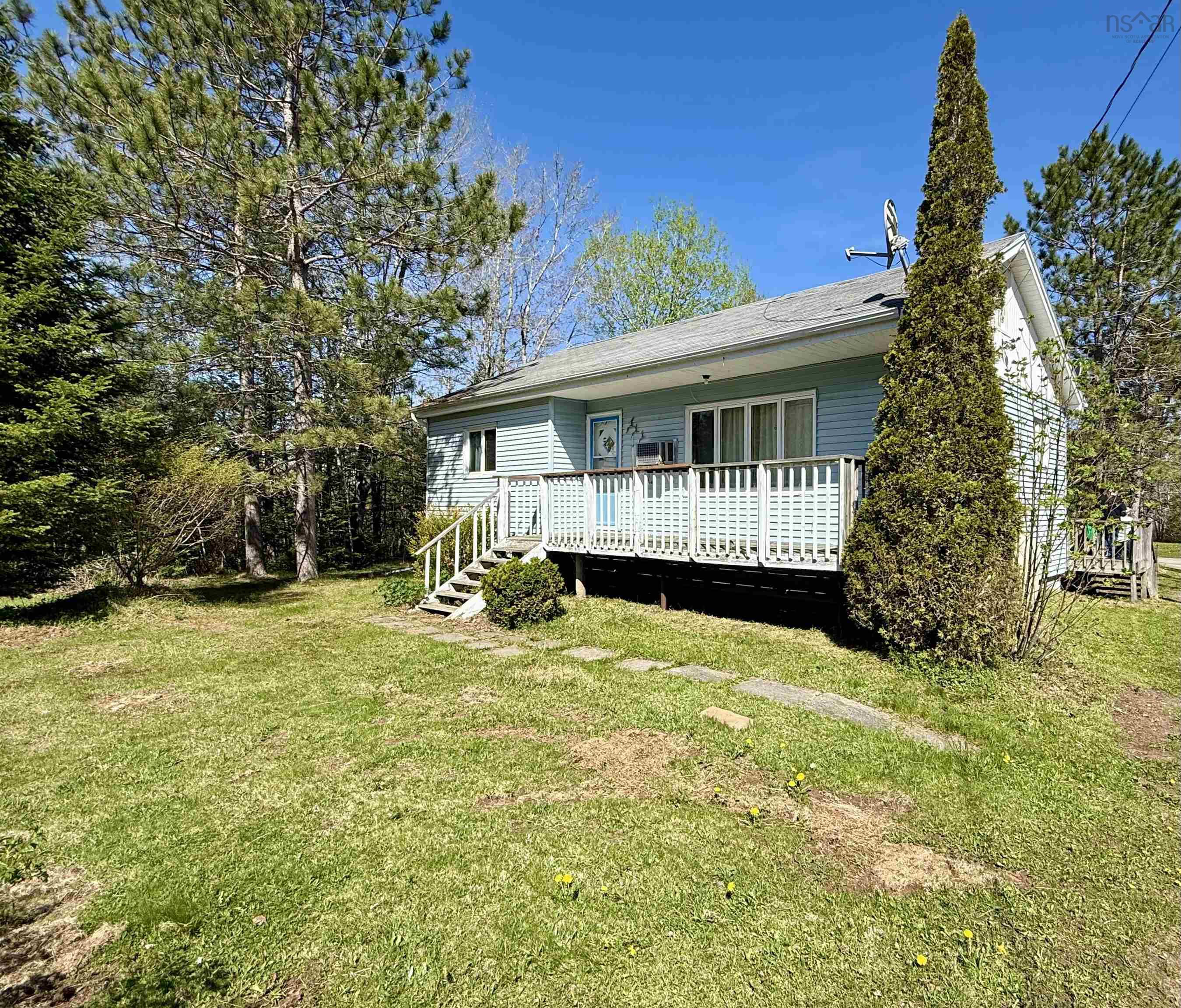 $449,900.00: 7427 Highway 14, Nine Mile River
