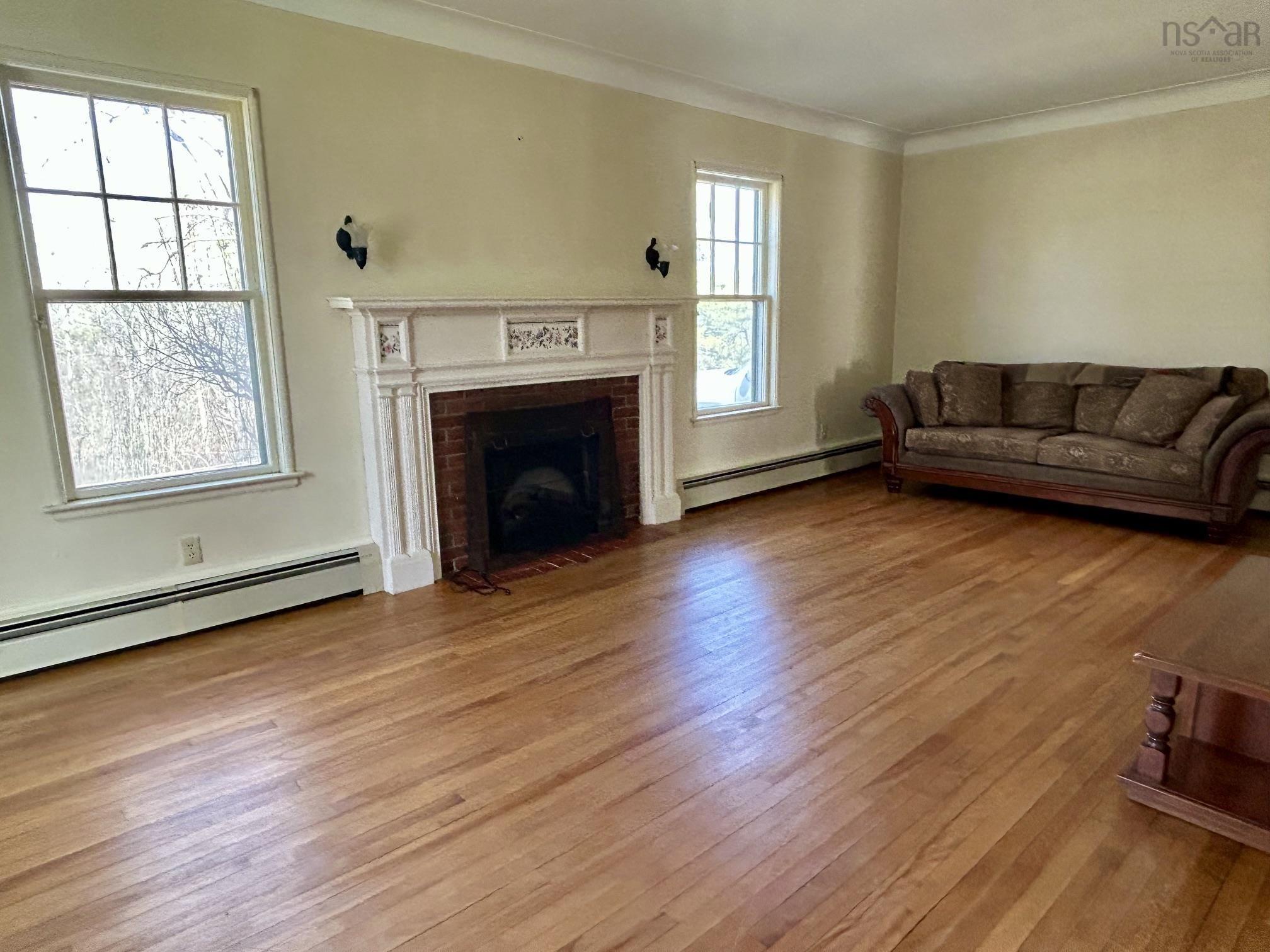 $419,000.00: 5226 Highway 3, Chester Basin