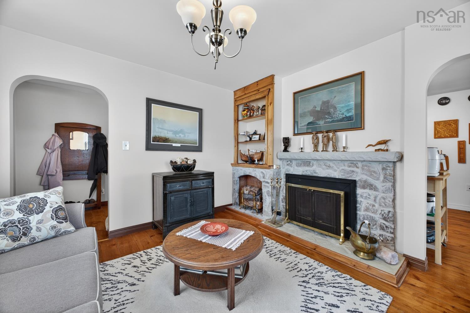 $479,974.00: 13291 HIGHWAY 6, Wallace Bridge