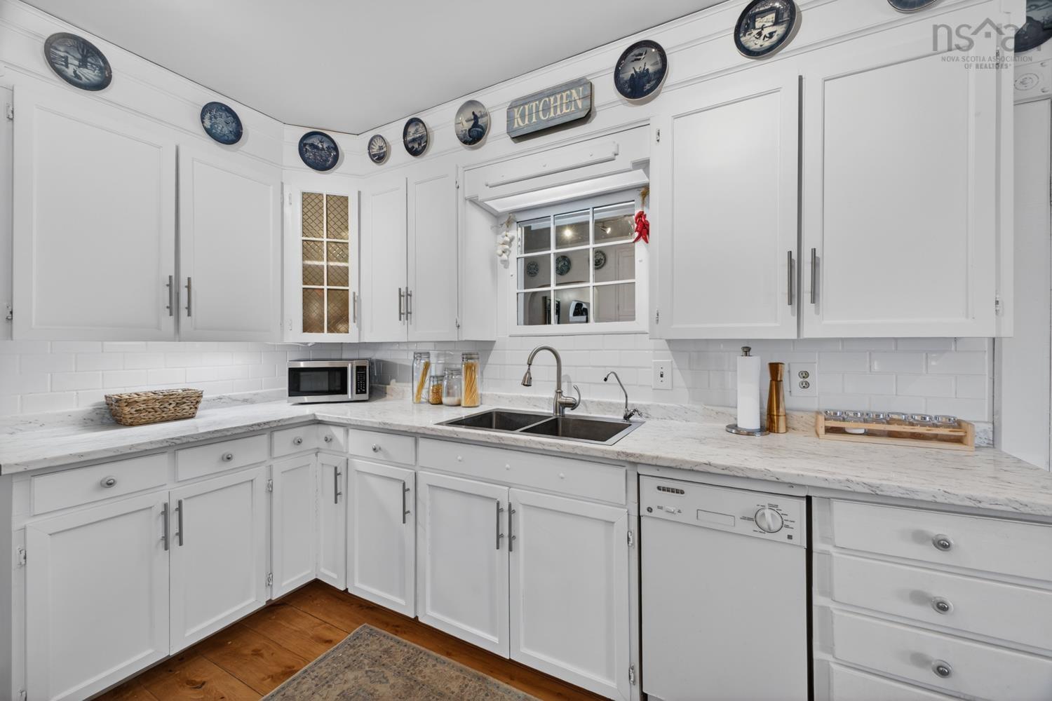 $479,974.00: 13291 HIGHWAY 6, Wallace Bridge
