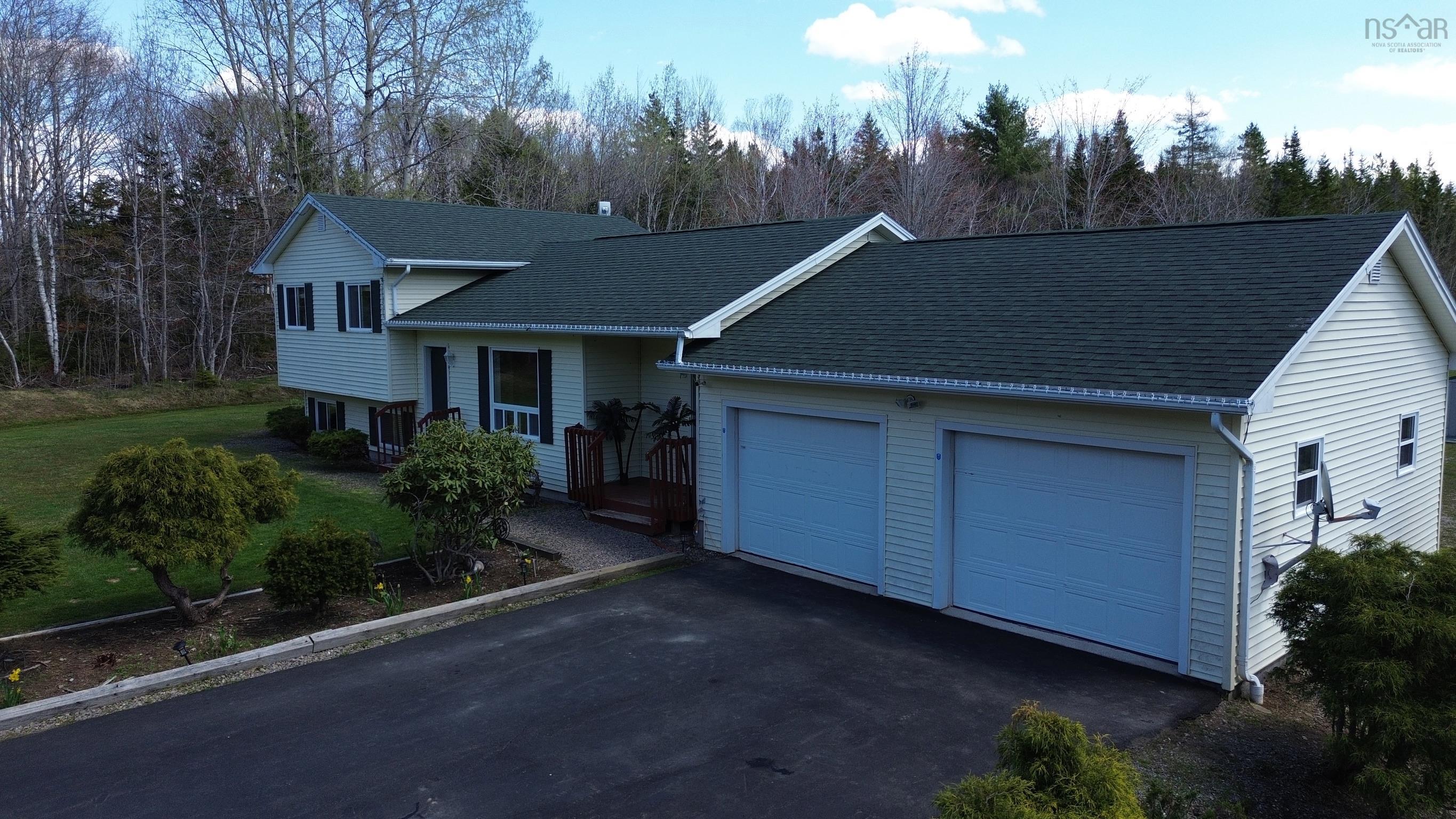 $400,000.00: 164 Portage Road, Wilburn