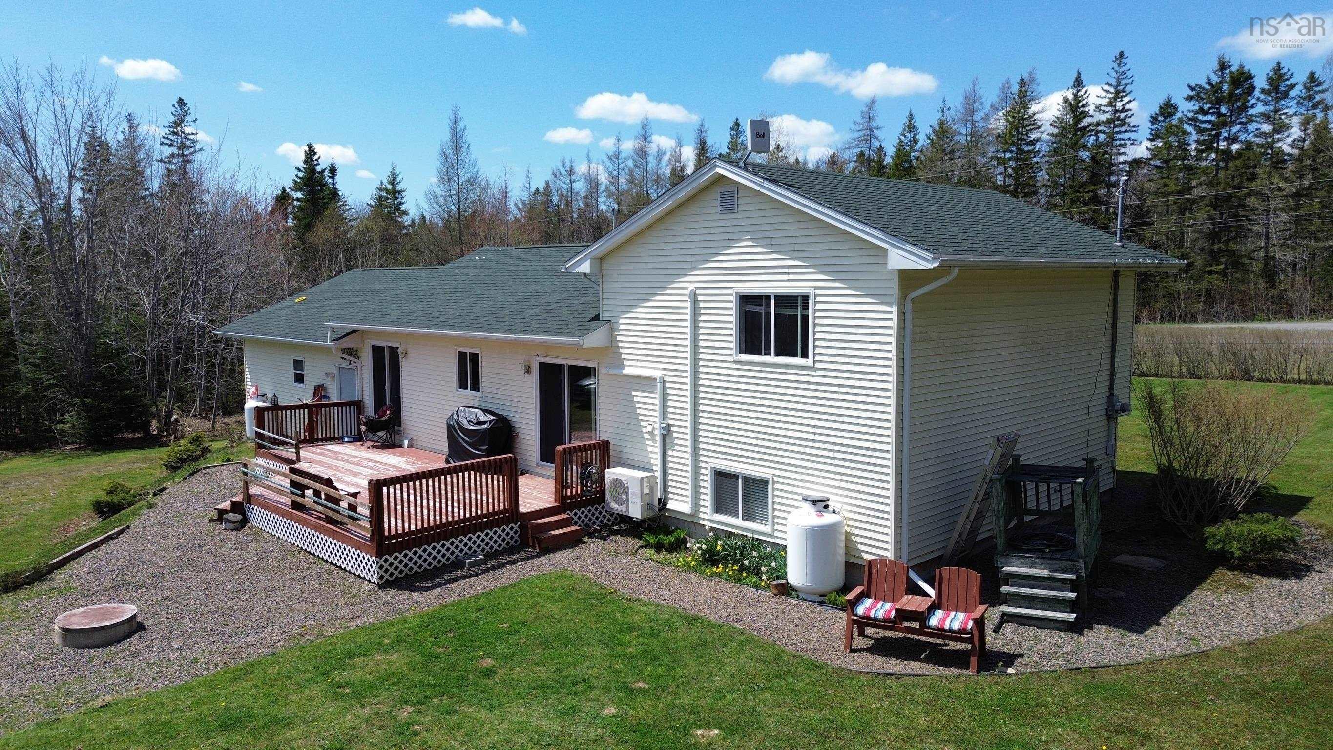 $400,000.00: 164 Portage Road, Wilburn