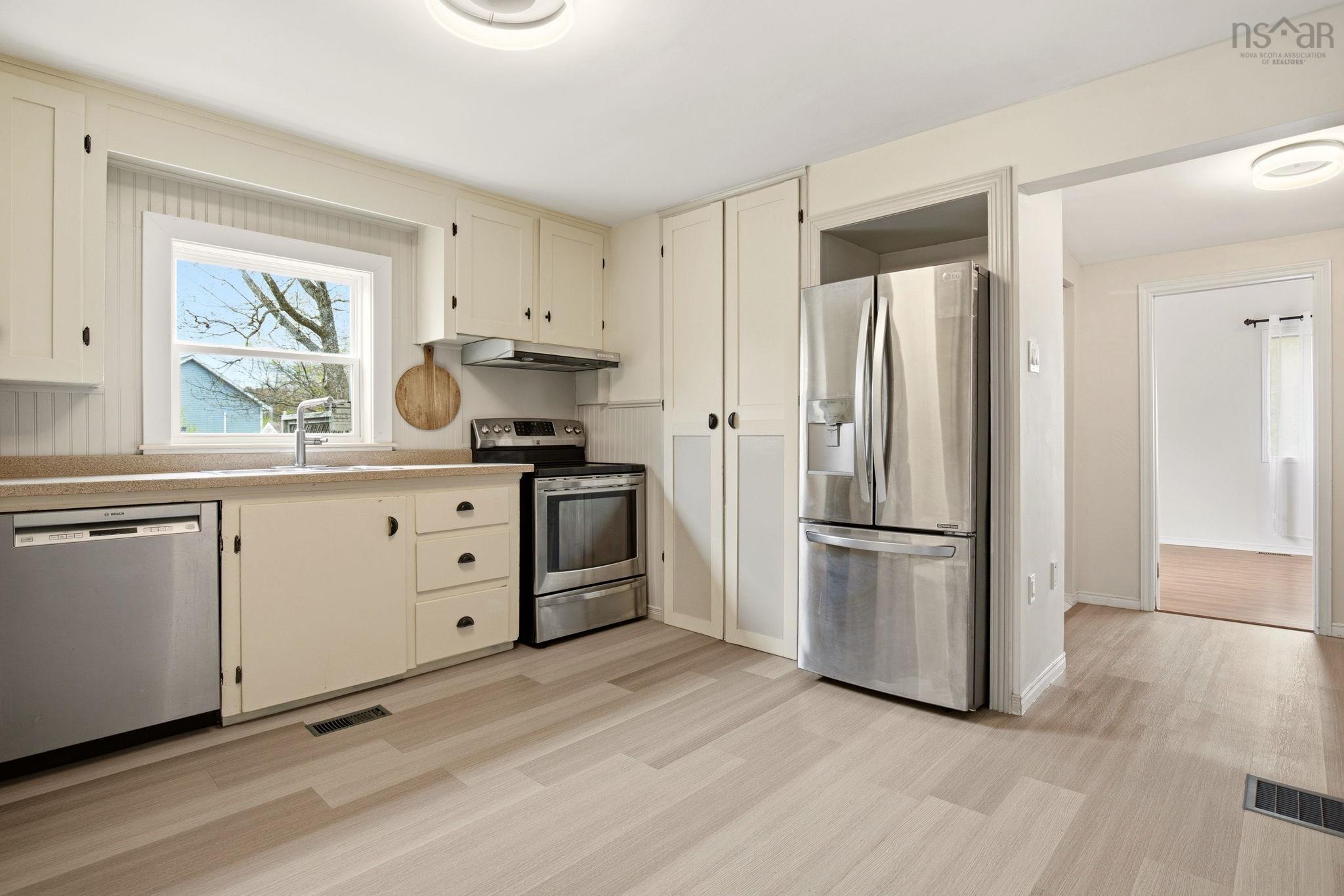 27 Stone Terrace, Bedford, NS (MLS 202611541)