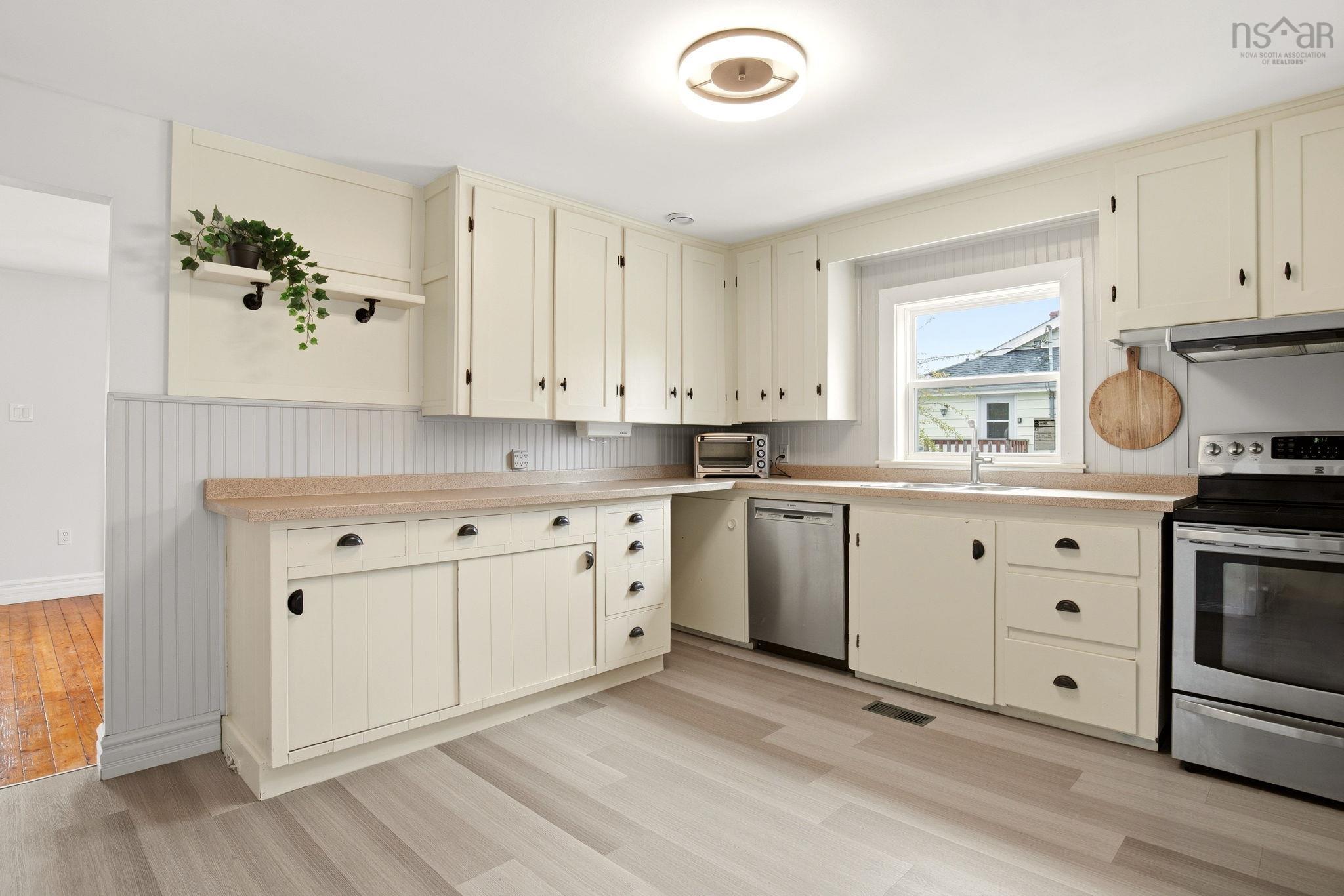 27 Stone Terrace, Bedford, NS (MLS 202611541)