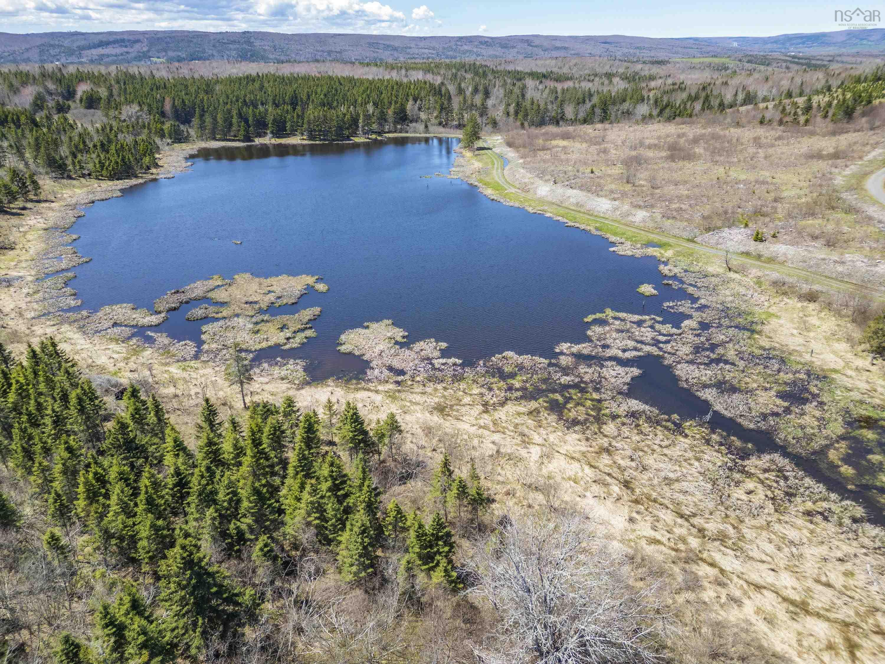 $521,000.00: Highway#7, Ashdale