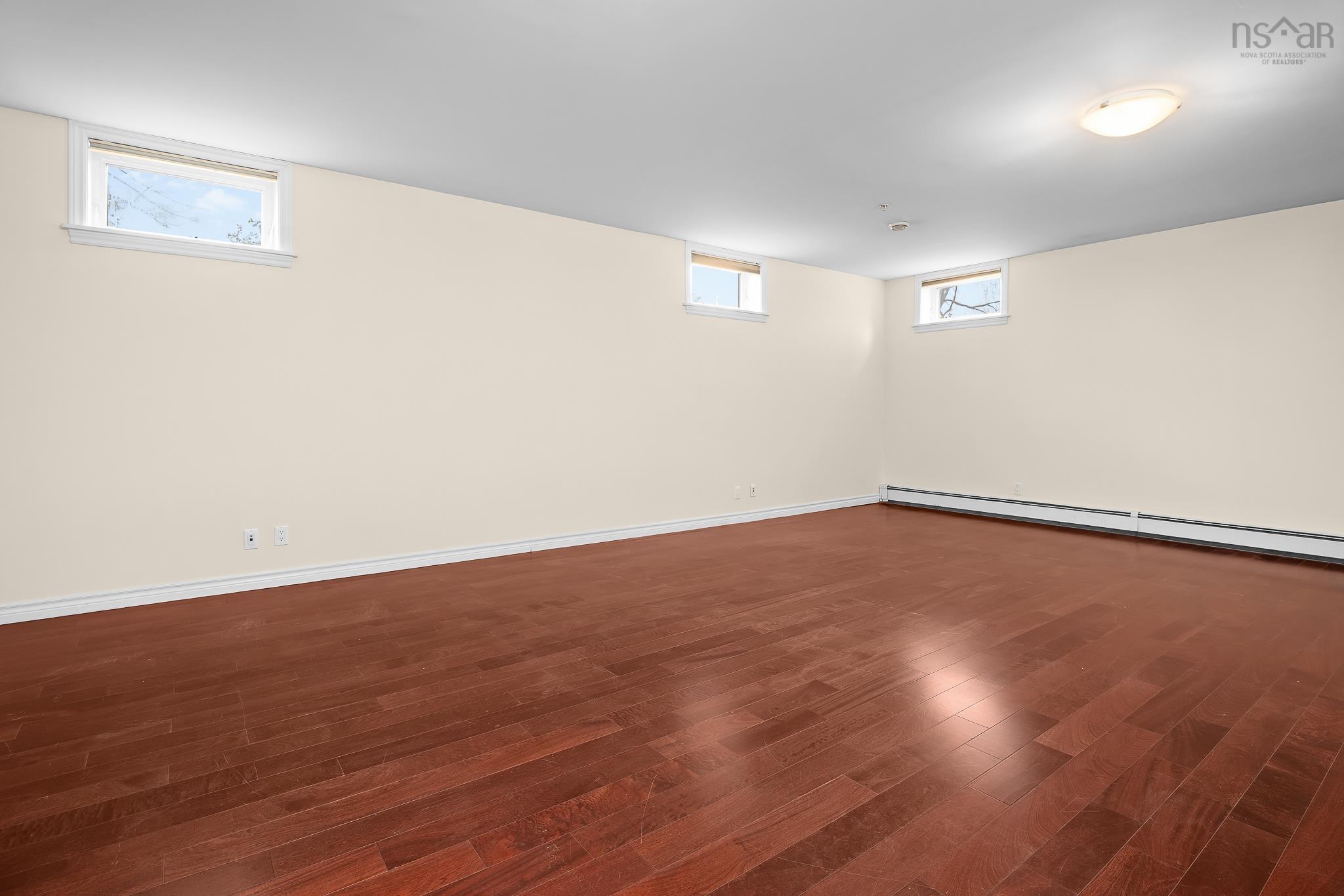 $950,000.00: 2303 Princess Place, Halifax