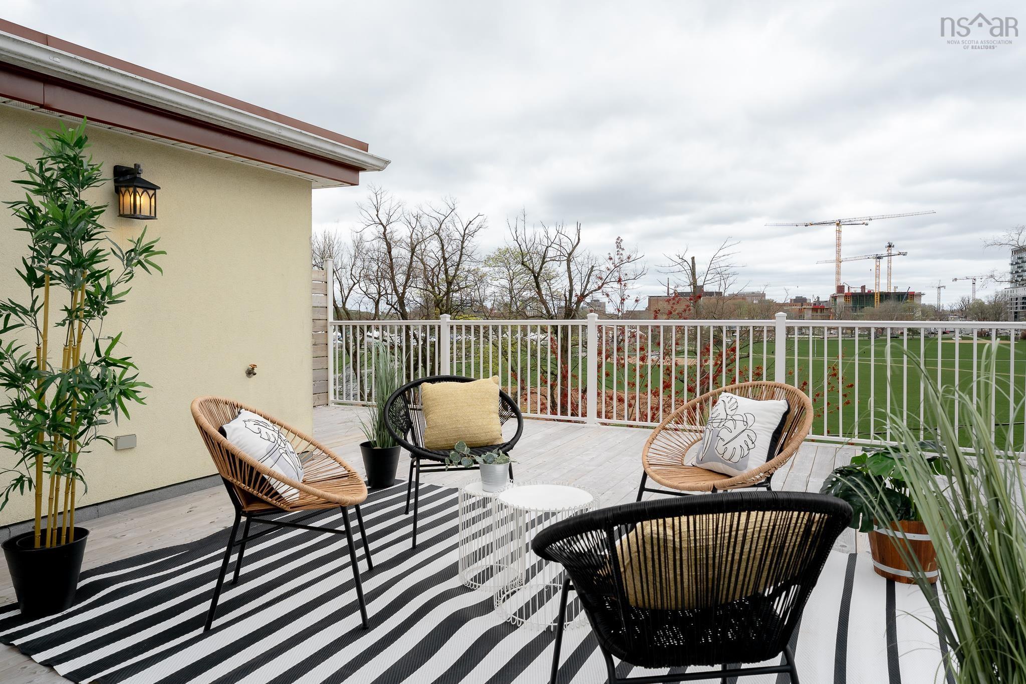 $950,000.00: 2303 Princess Place, Halifax