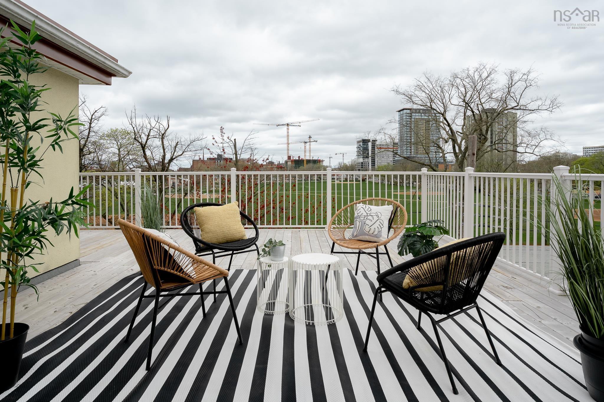 $950,000.00: 2303 Princess Place, Halifax