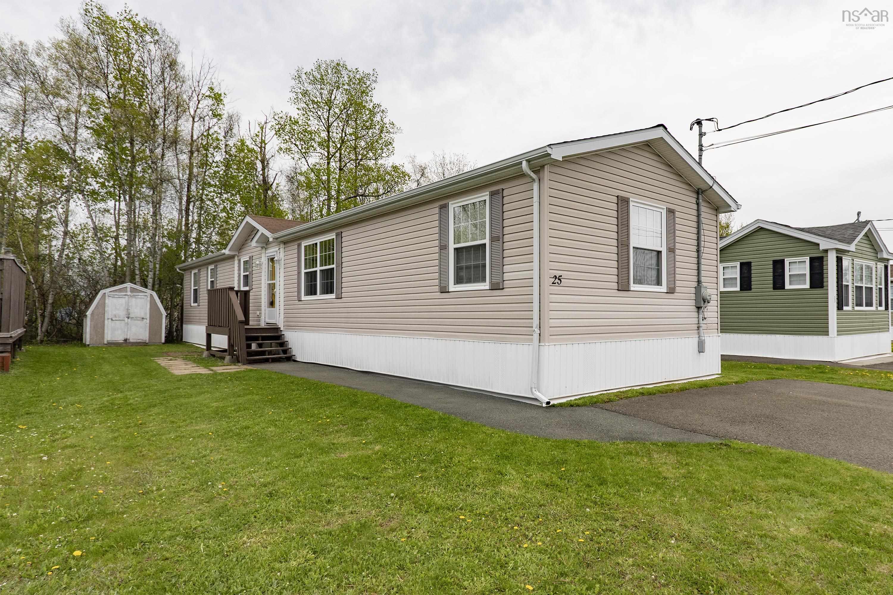 25 Pinehurst Street, Amherst, NS (MLS 202611566)