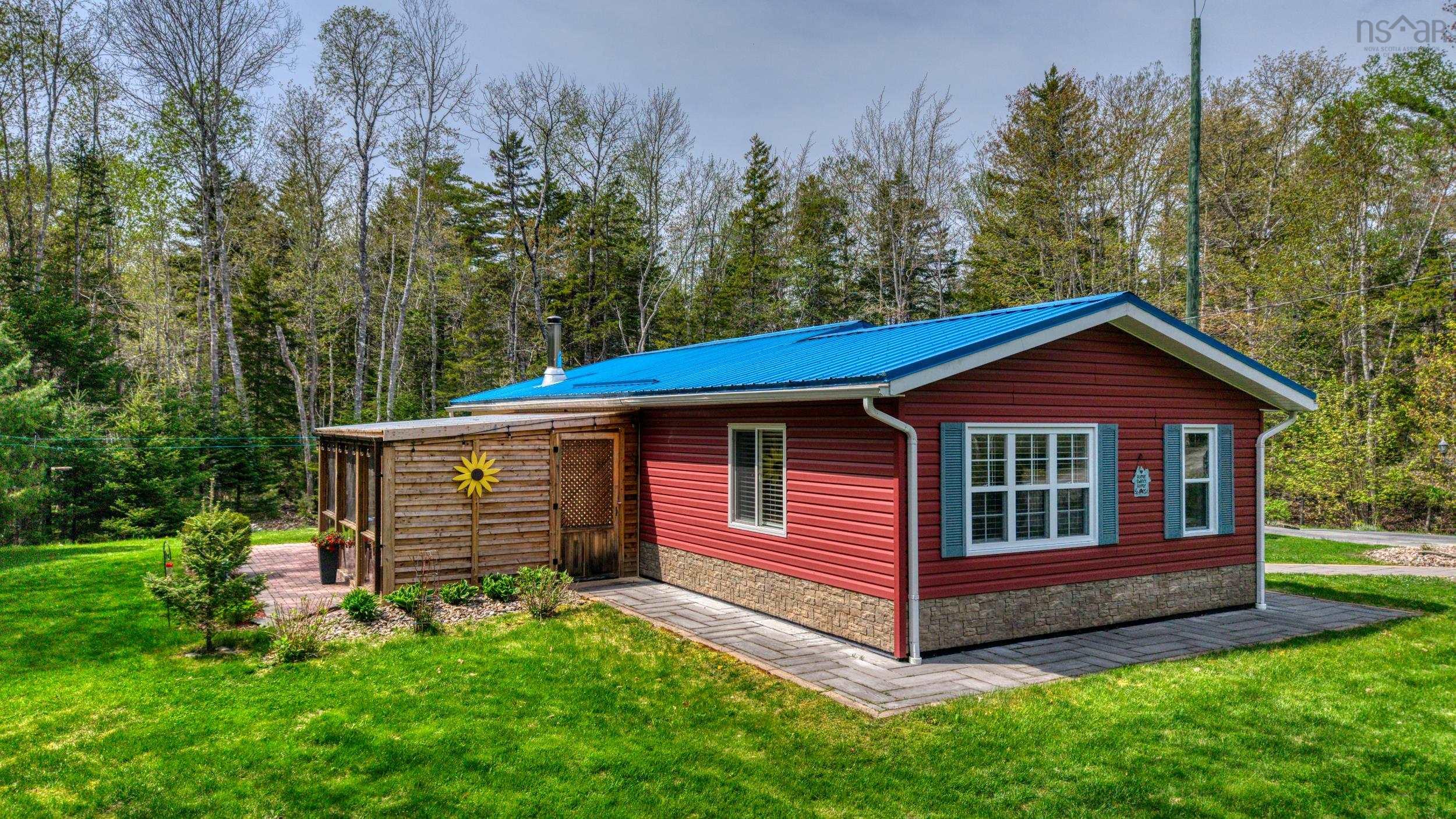 $415,000.00: 245 Forest Drive, Hemford