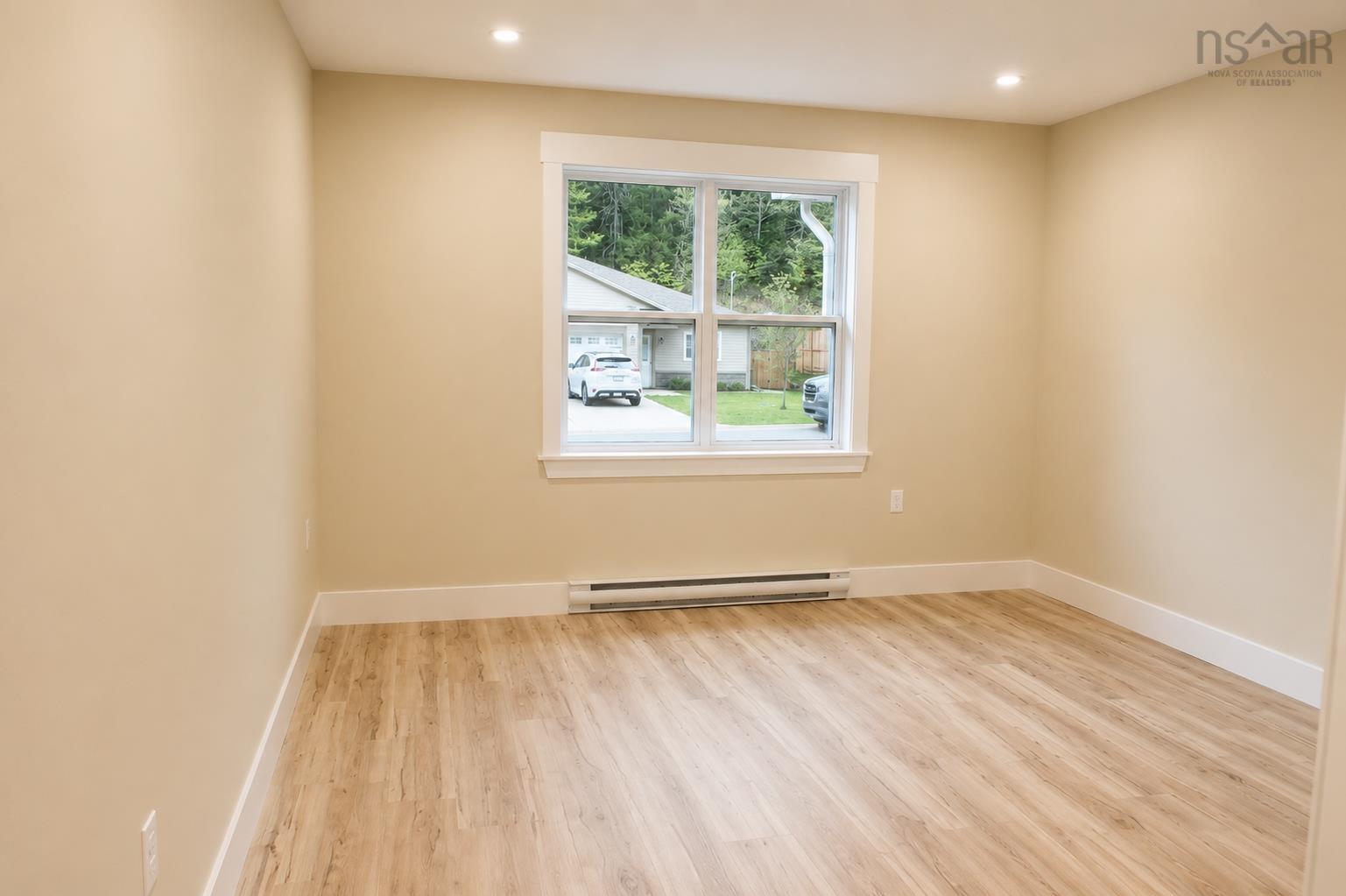 $484,000.00: 17 Kara Anne, New Minas