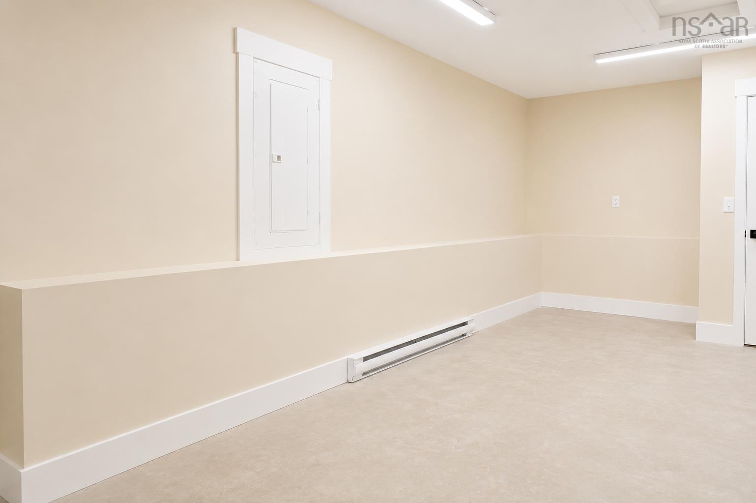 $484,000.00: 17 Kara Anne, New Minas