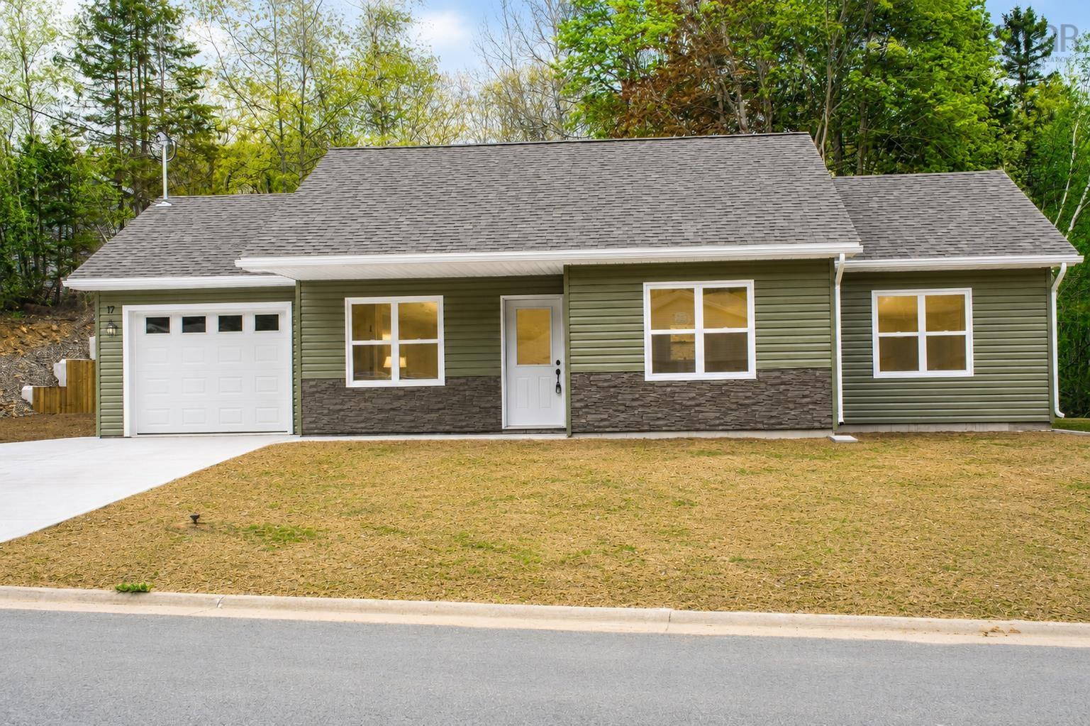 $484,000.00: 17 Kara Anne, New Minas