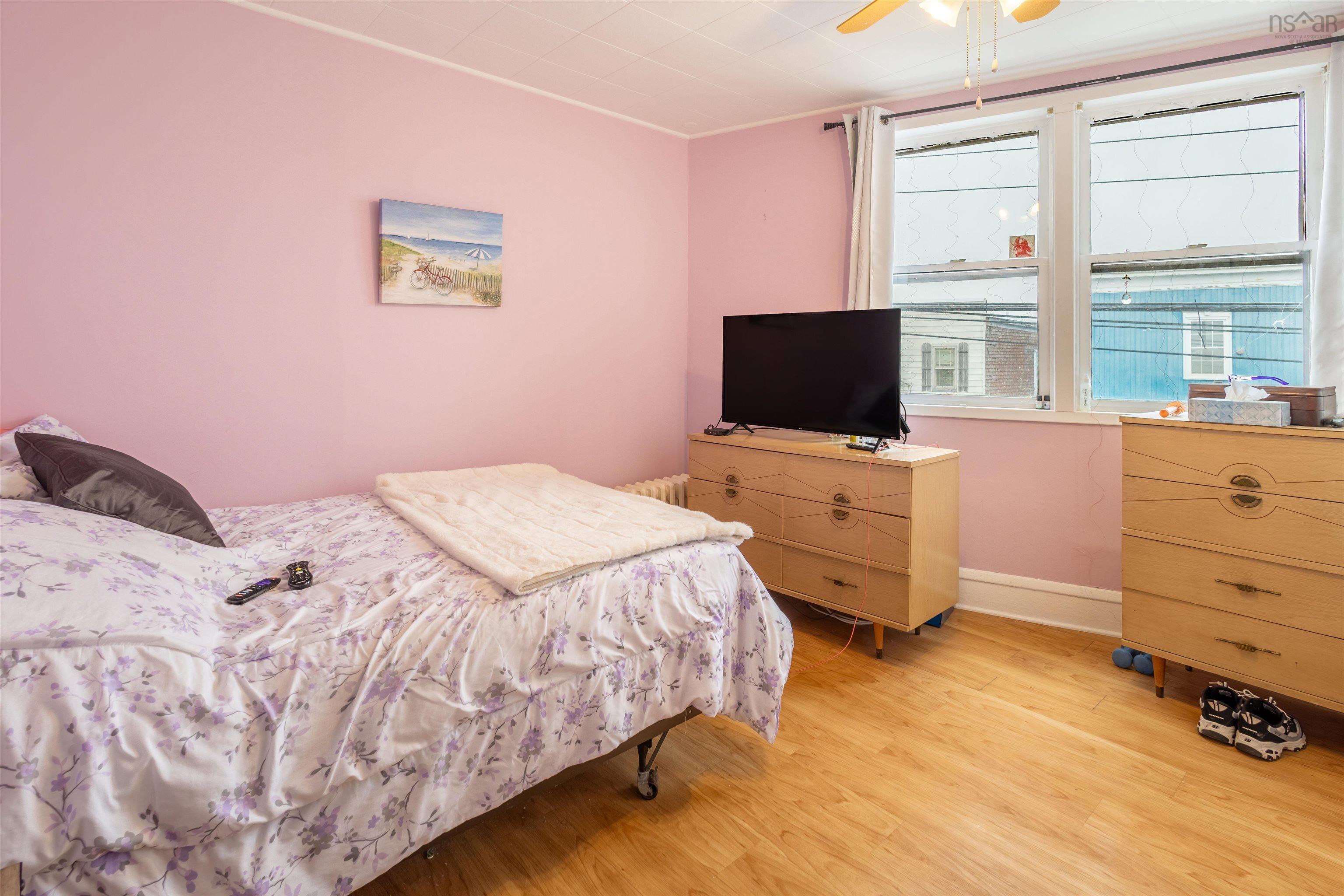 $369,000.00: 757 Victoria Road, Sydney