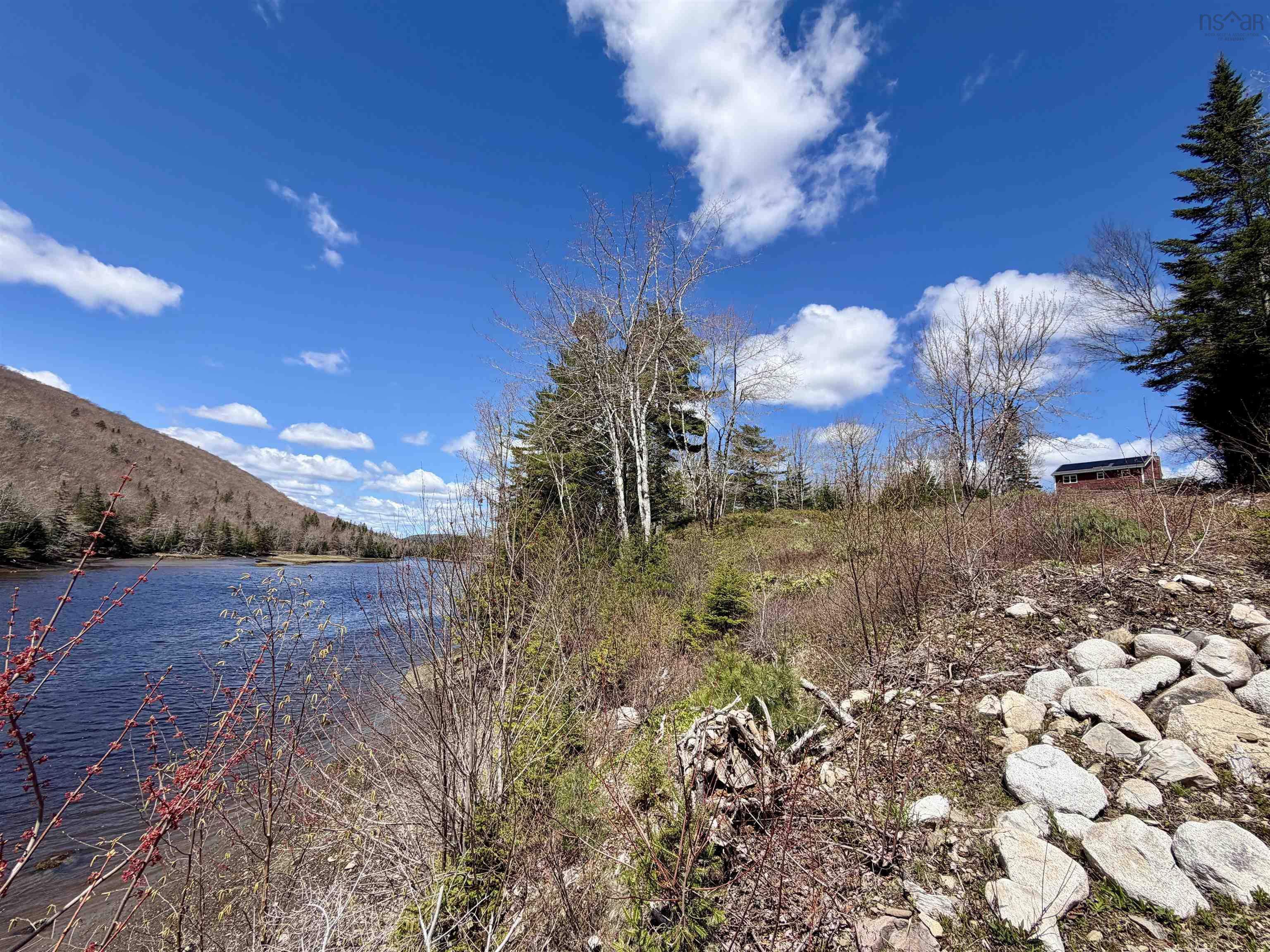 $489,900.00: 16389 Route 316, Country Harbour Mines