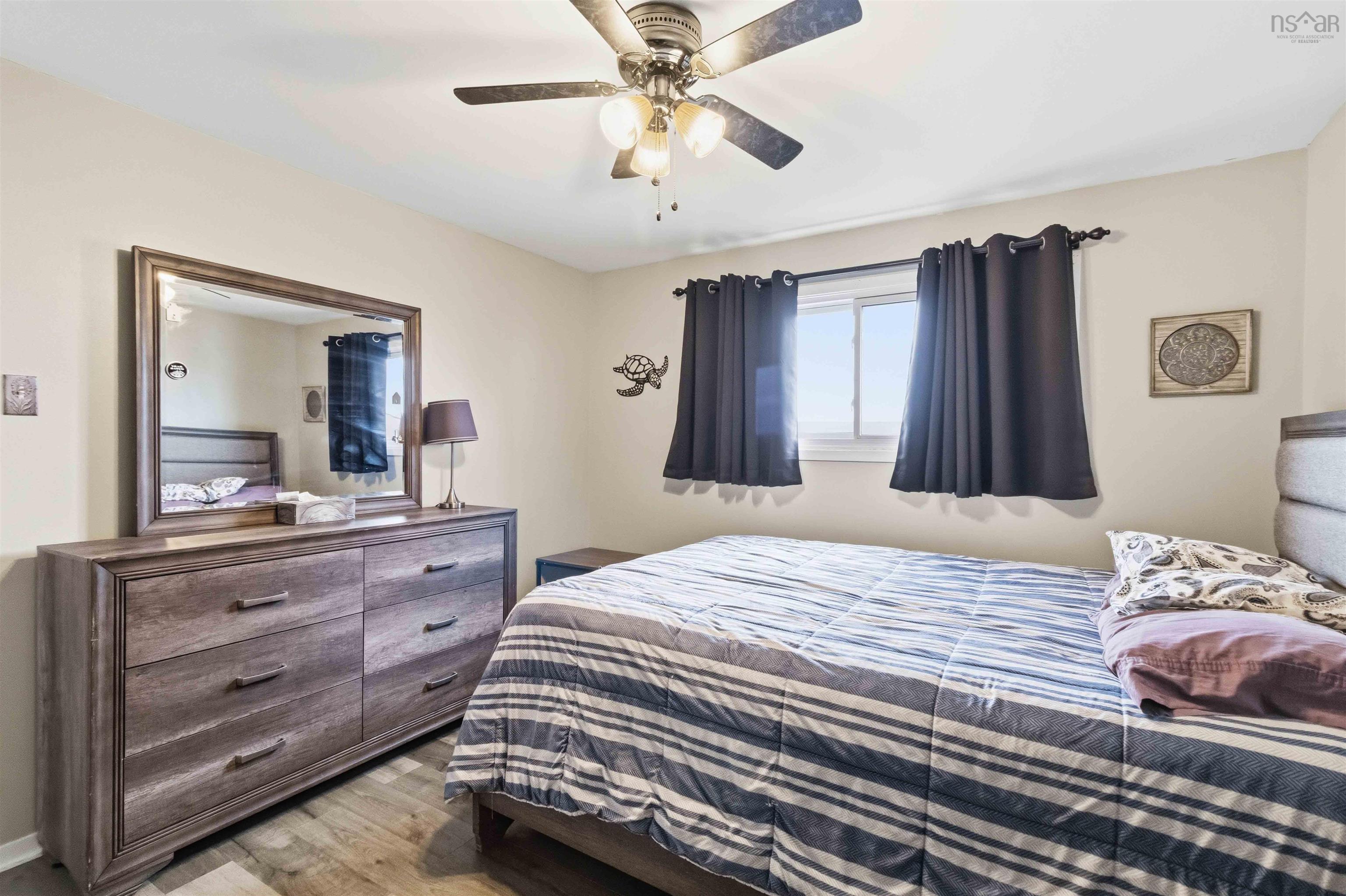 33 Huntingdon Drive, Cole Harbour, NS (MLS 202611589)