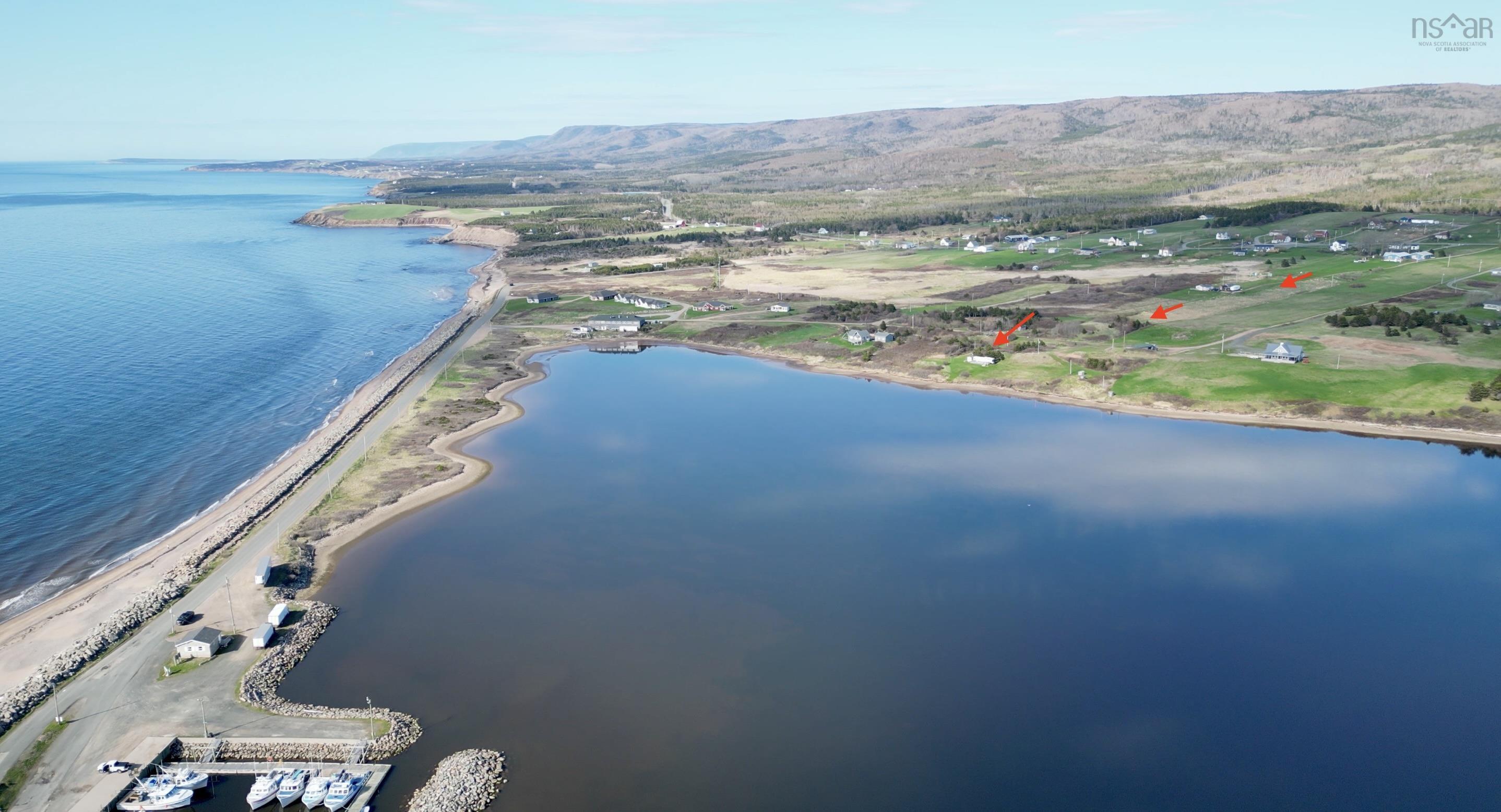 $329,000.00: 70 Beach Cove Lane, Belle Côte