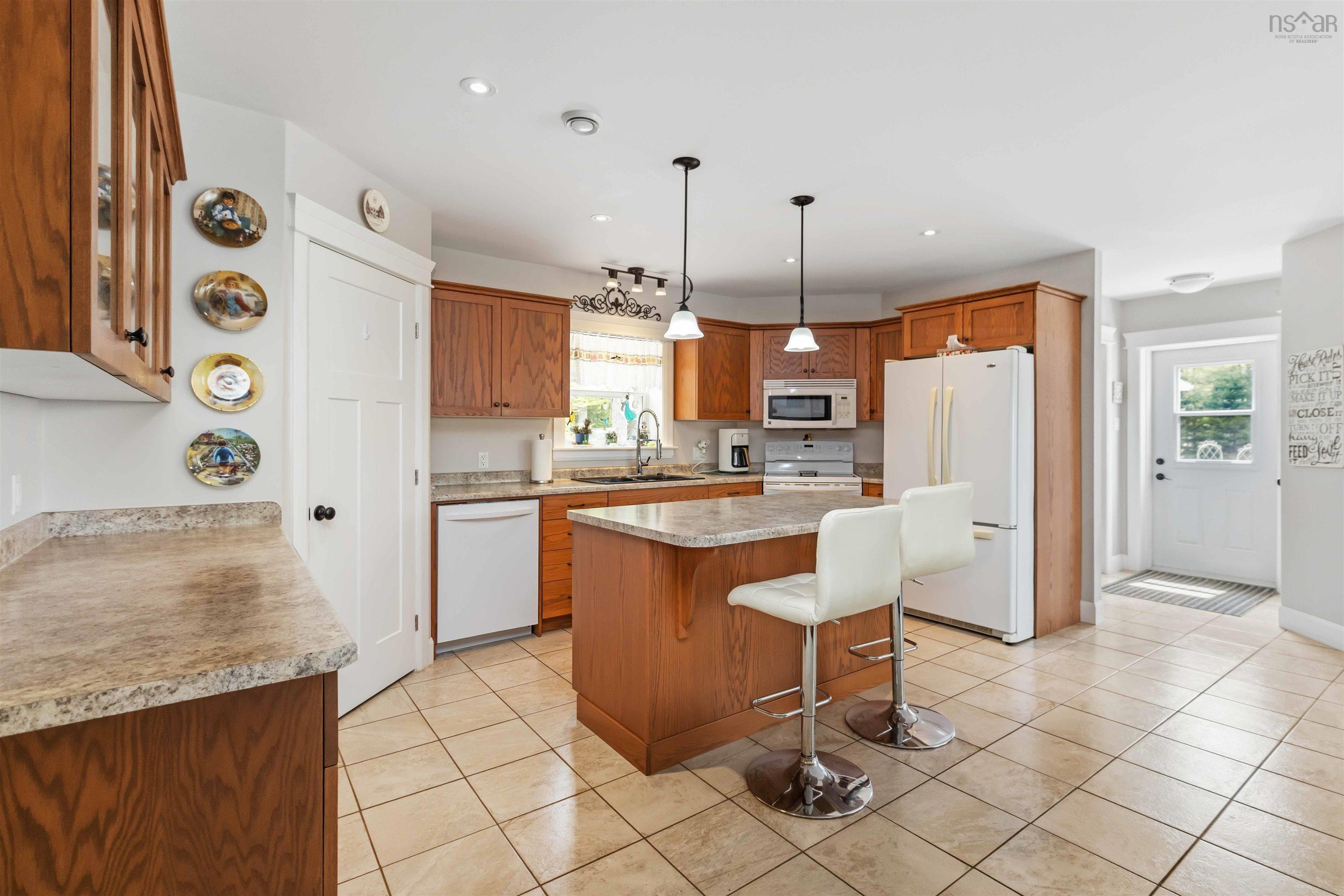 $699,900.00: 439 Wallaback Drive, New Ross