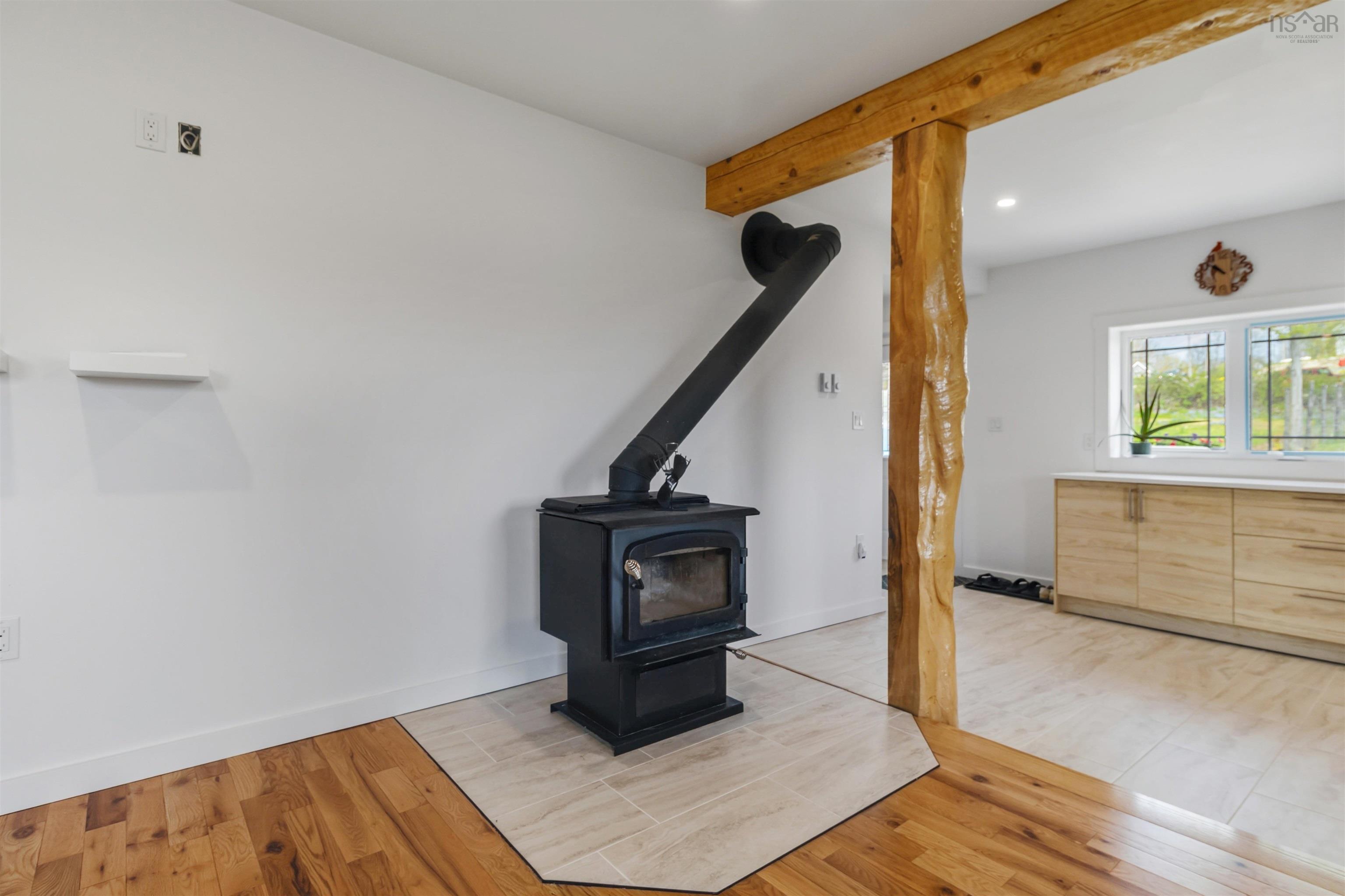$689,900.00: 42 Cornwall Road, Blockhouse