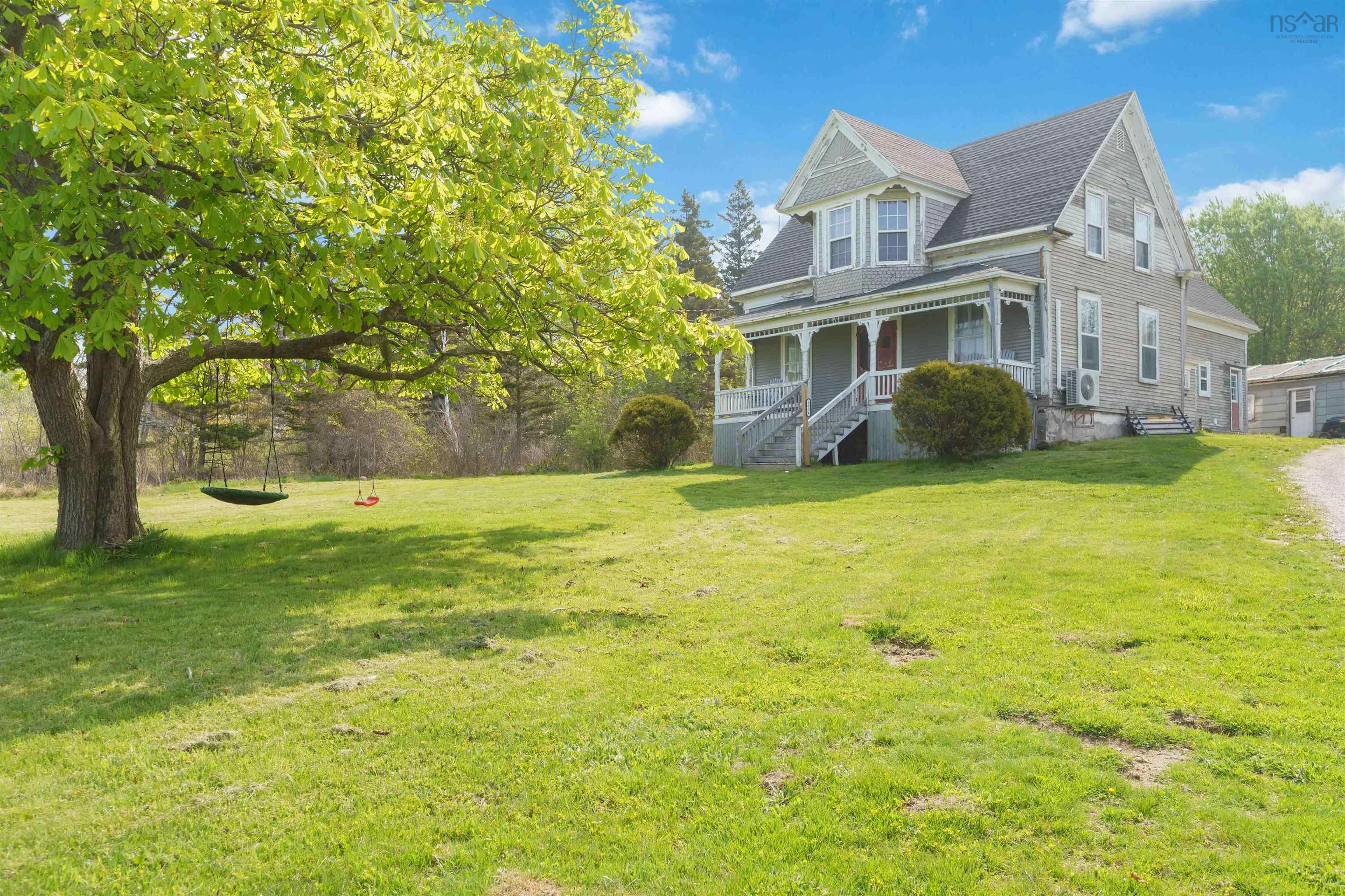 $230,000.00: 8094 Highway 101, Barton